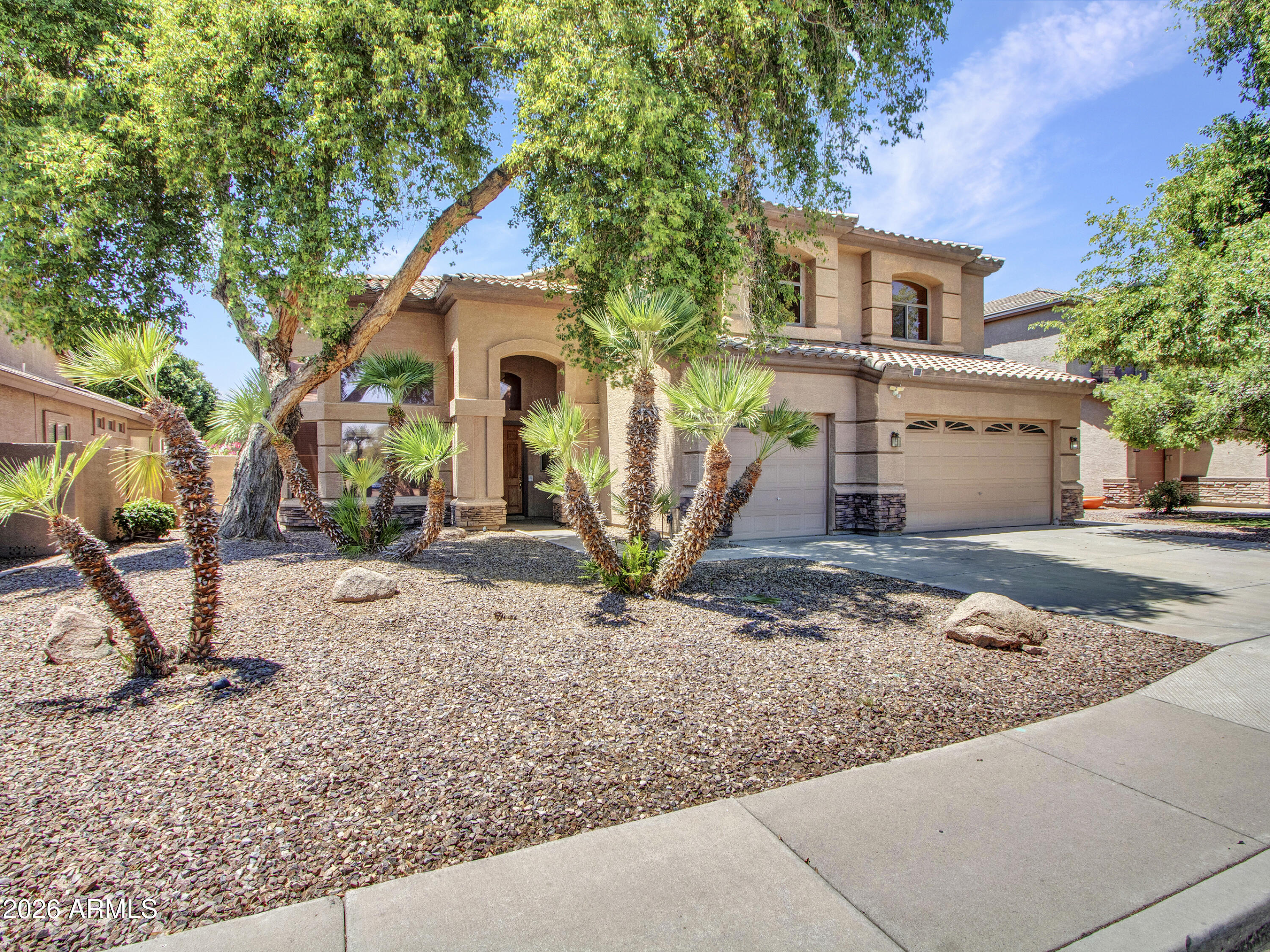 770 S CROSSCREEK Place