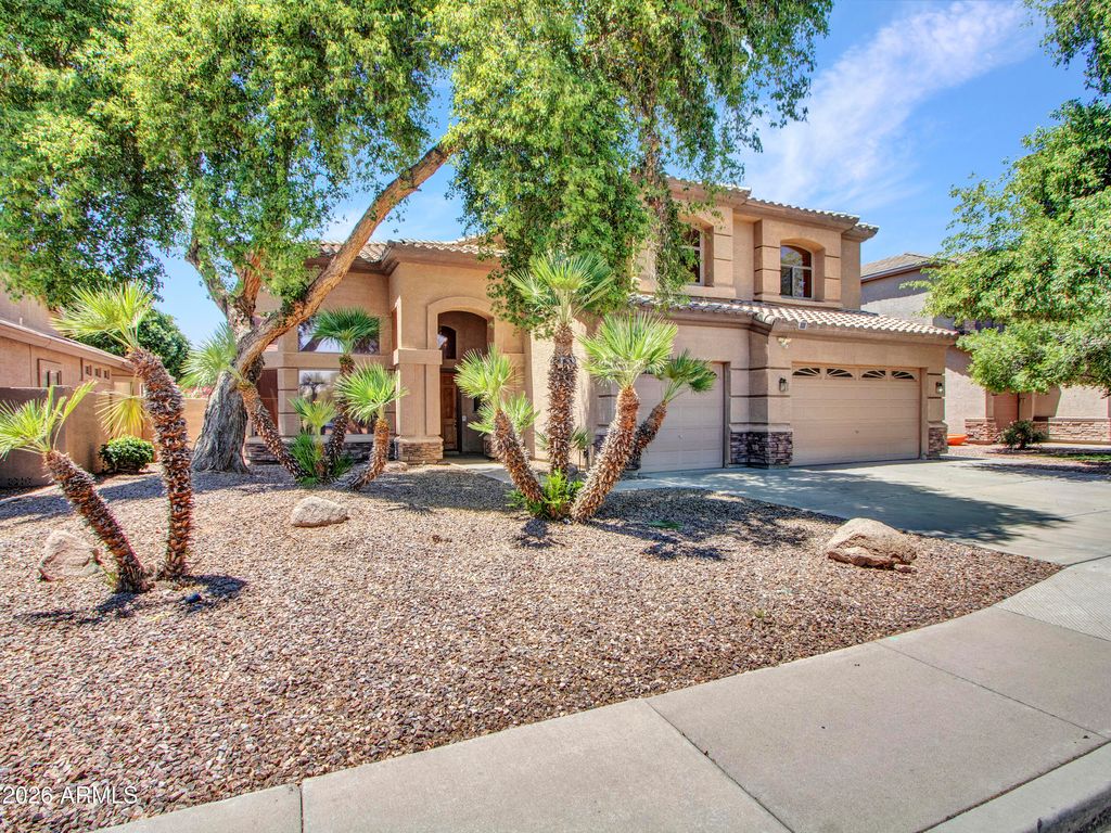 Photo of 770 S Crosscreek Place, Chandler, AZ 85225 (MLS # 7027364)