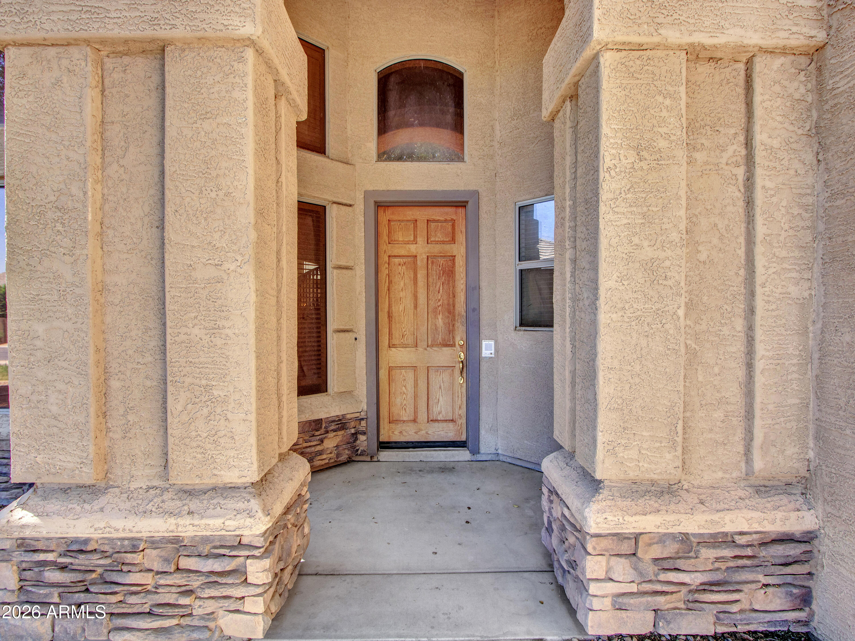 770 S CROSSCREEK Place