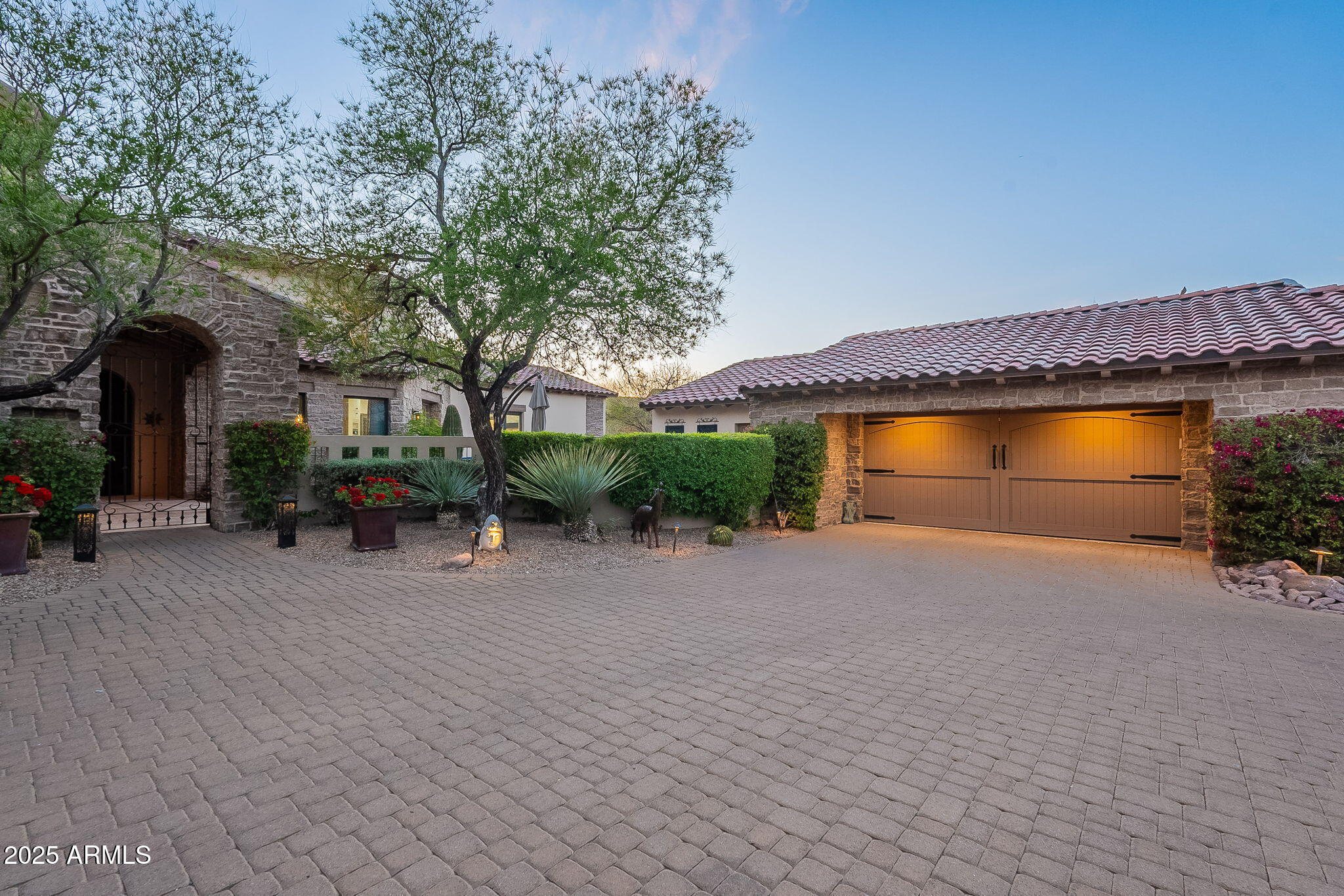 Superstition Mountain - Residential