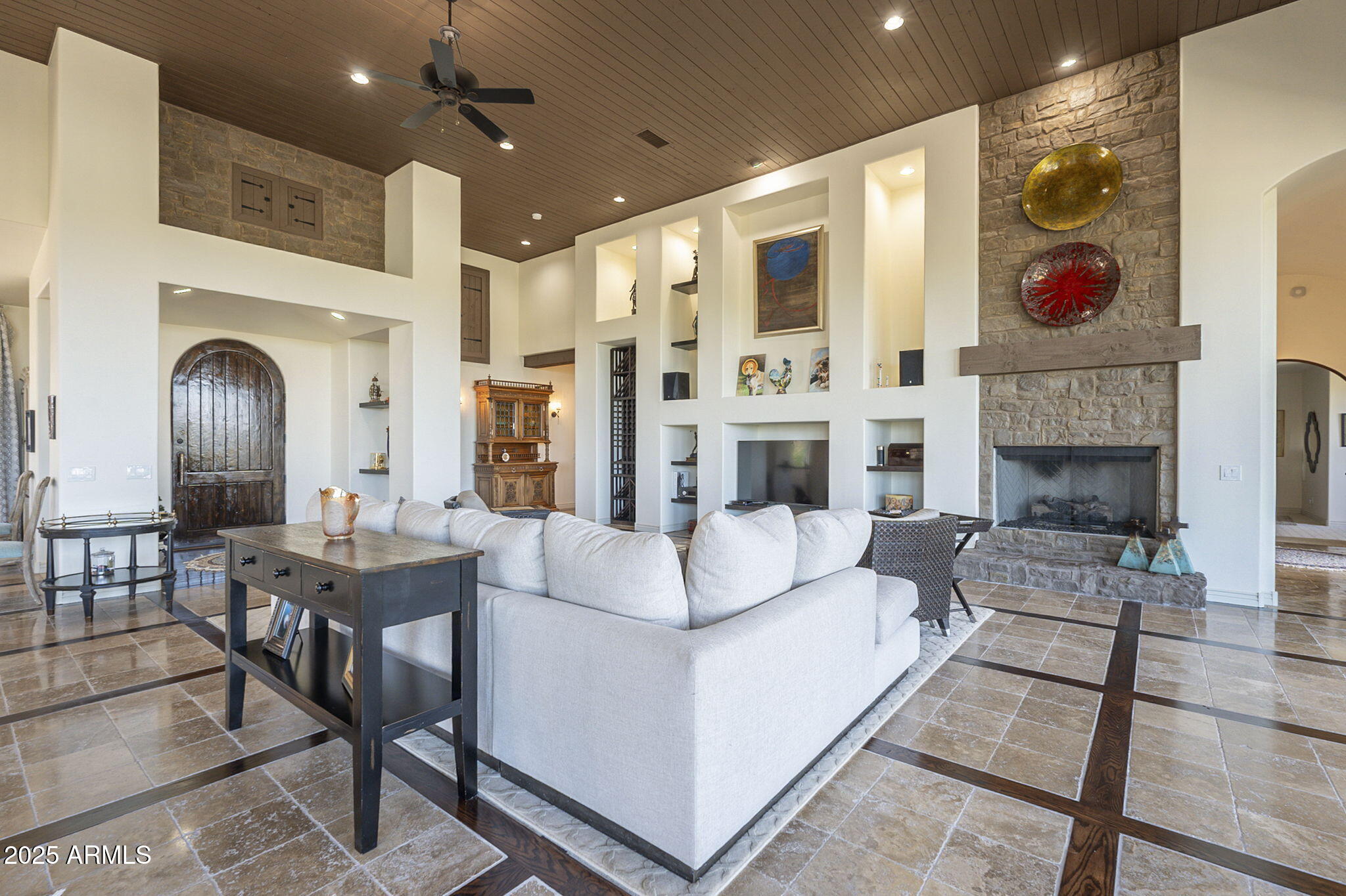 Superstition Mountain - Residential