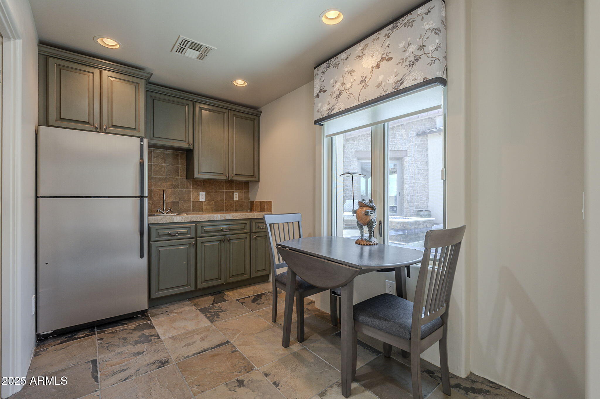 Superstition Mountain - Residential