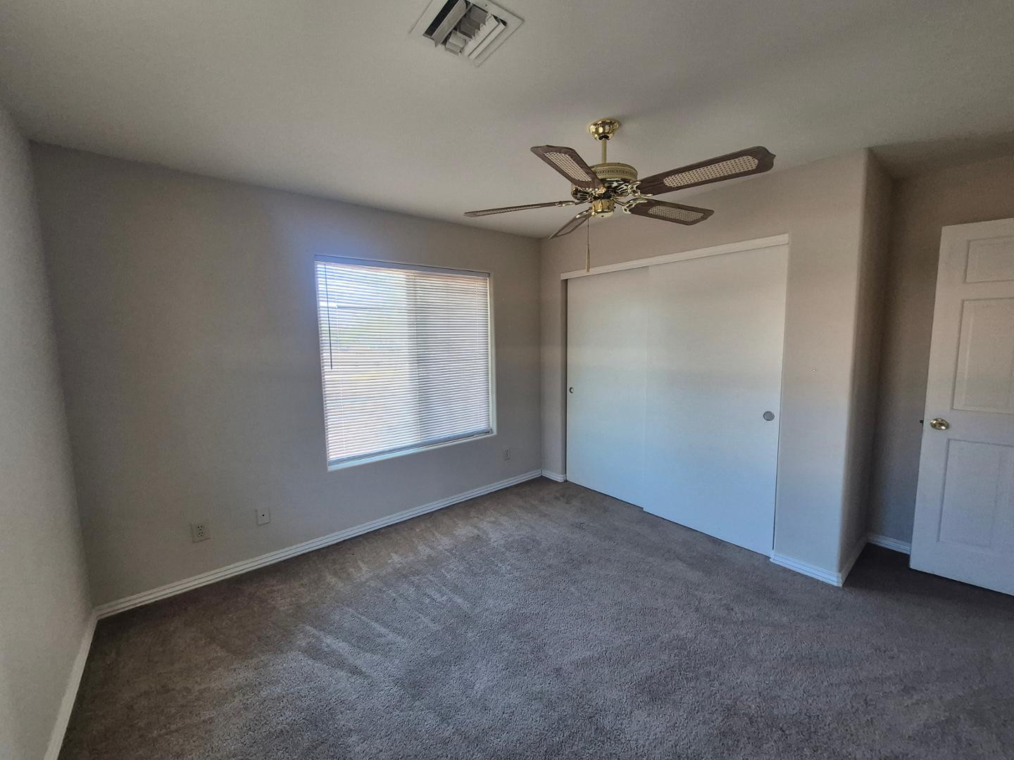 6740 E Dixileta Drive