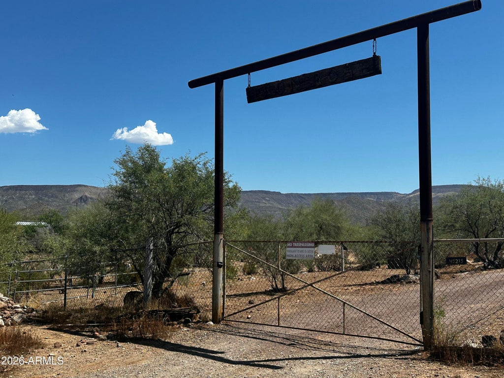 Photo of 45215 N 10th Street #'-', New River, AZ 85087 (MLS # 7071806)