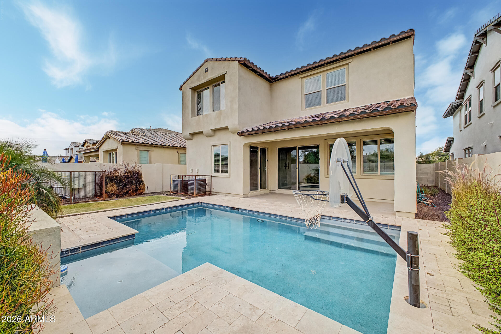 3871 E LOMA VISTA Street