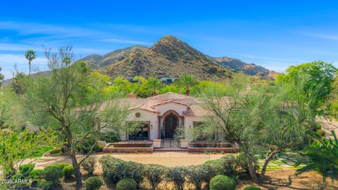 Photo of 5401 E Mockingbird Lane, Paradise Valley, AZ 85253 (MLS # 6993556)