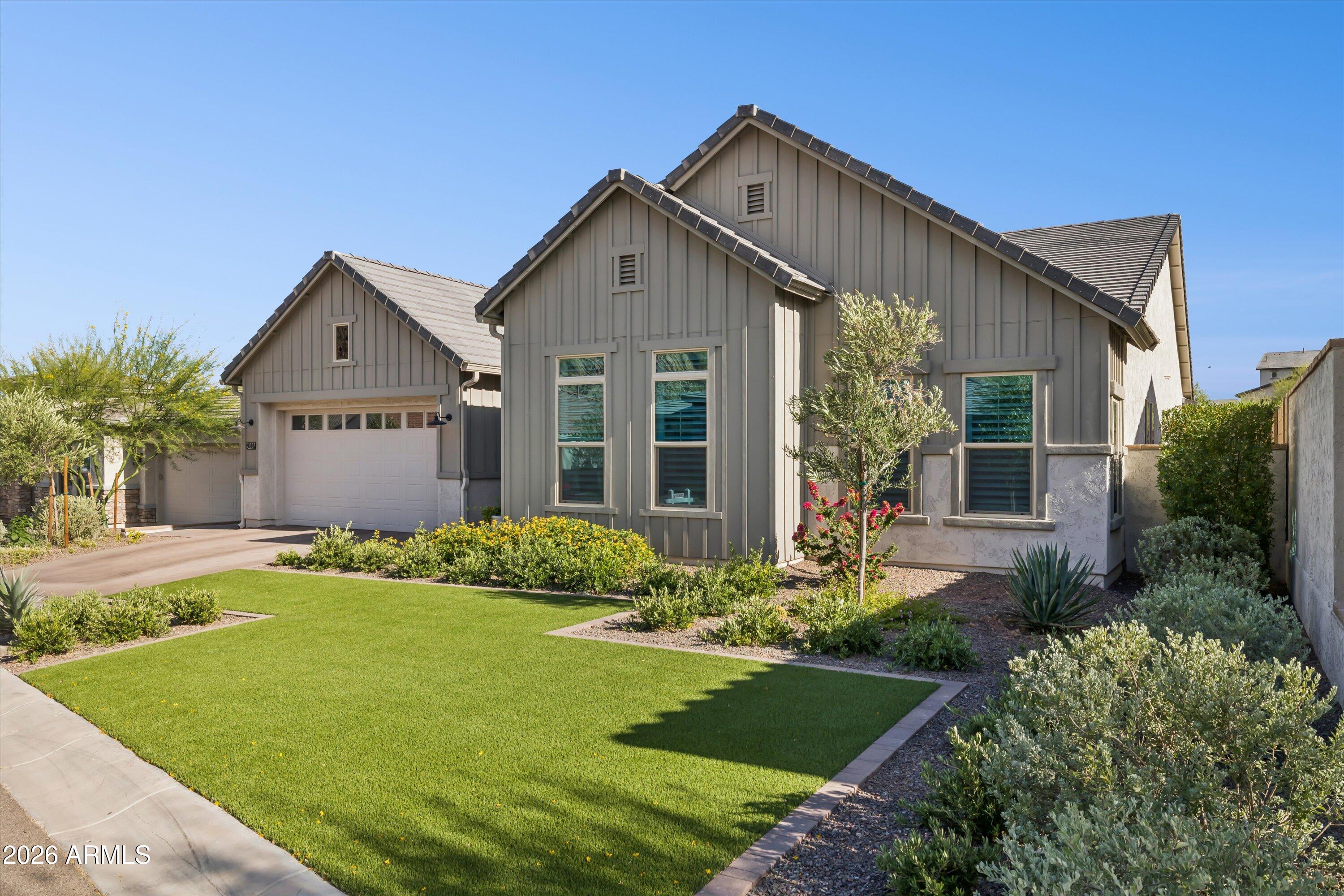 21357 W MARIPOSA Street