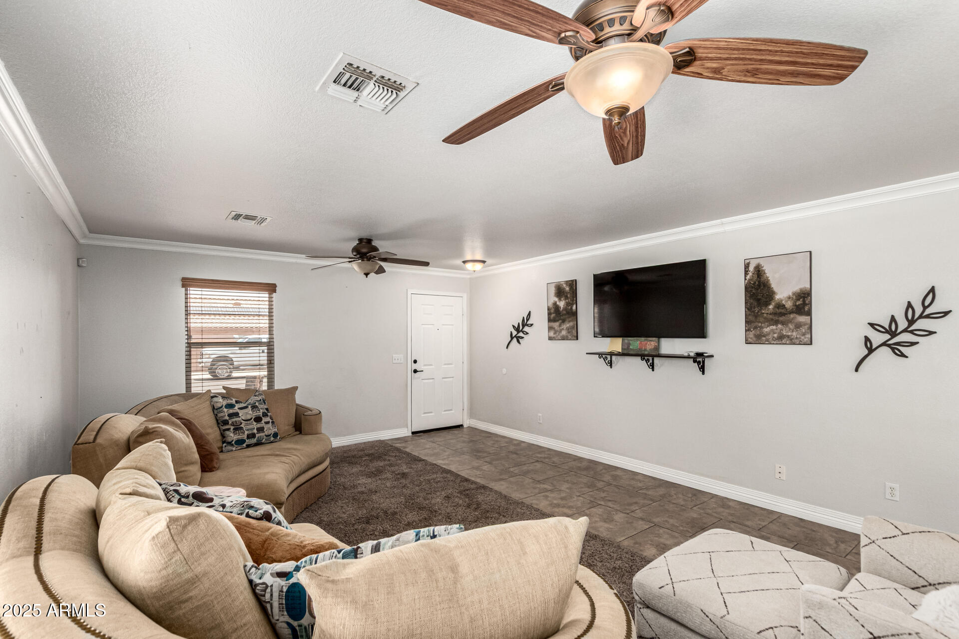 Homes 2 14476 N 158TH Lane