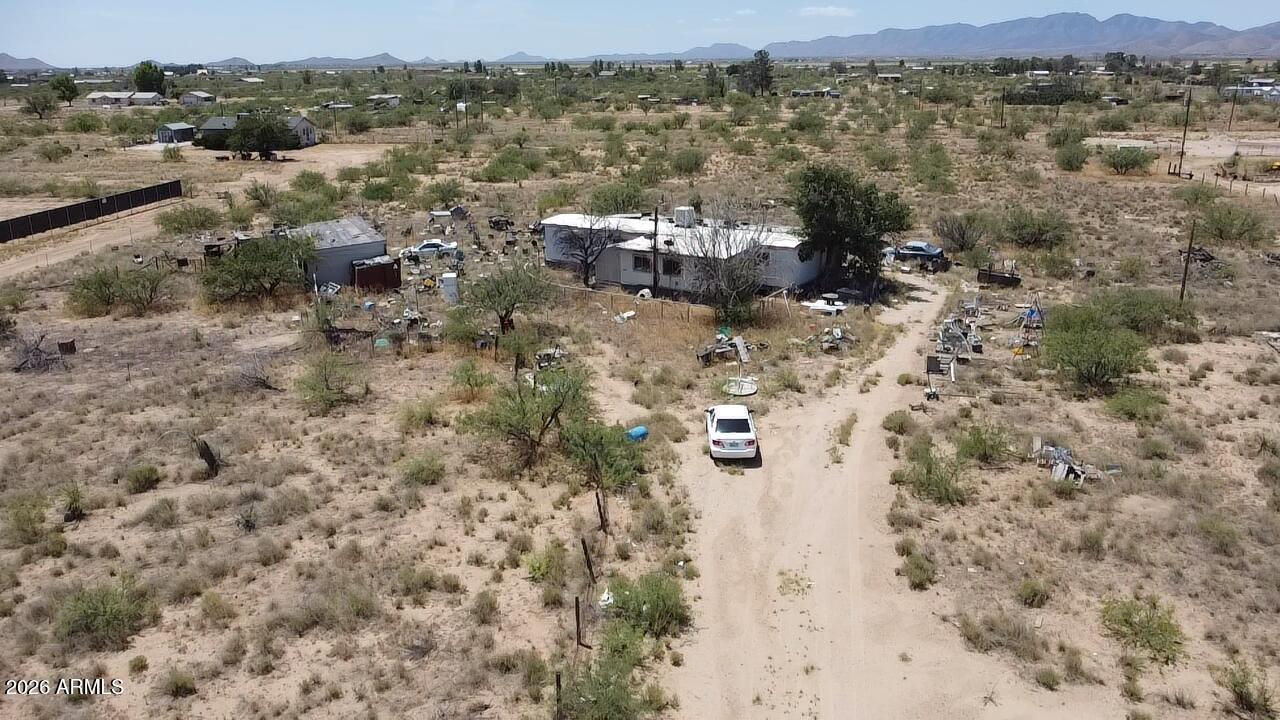 158 E PAPAGO Way