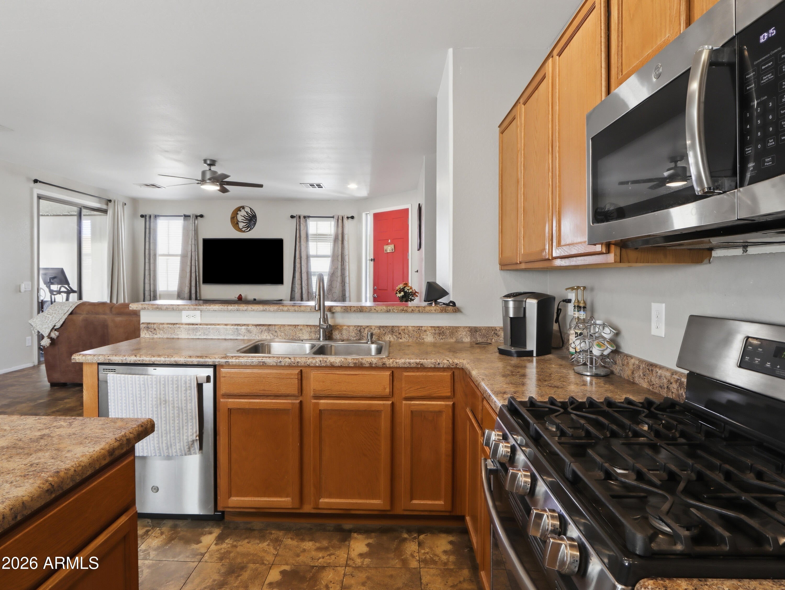 18073 W VOGEL Avenue