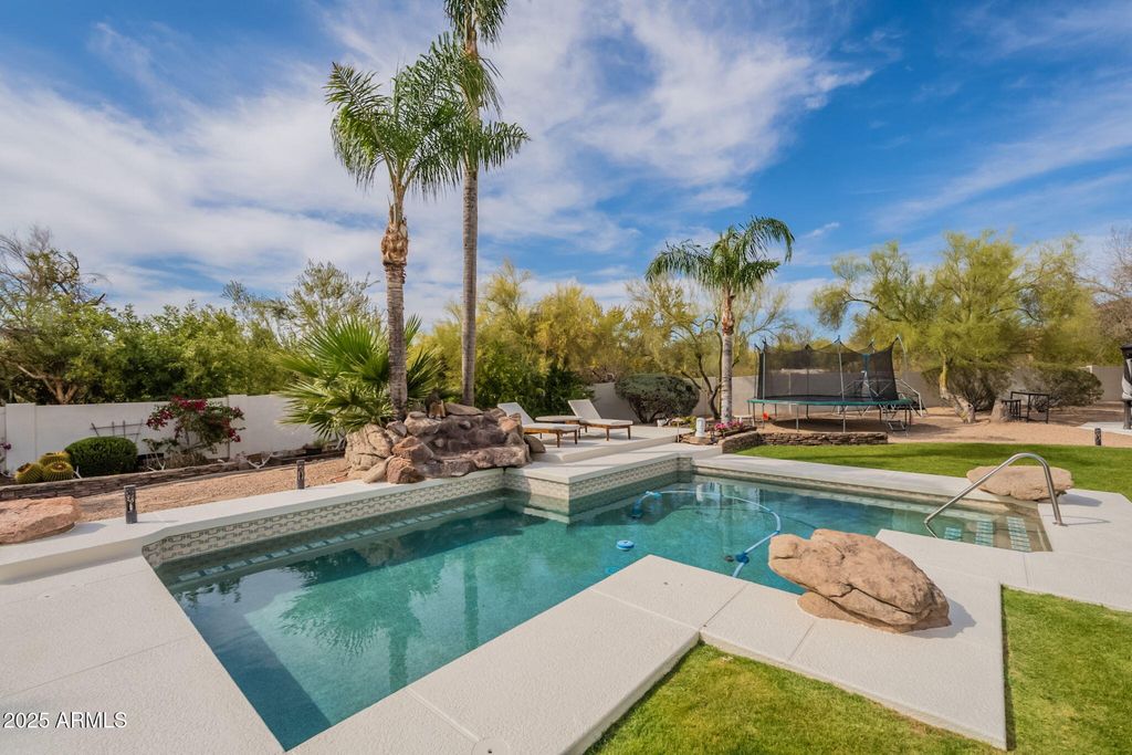 Photo of 8502 E Santa Catalina Drive, Scottsdale, AZ 85255 (MLS # 6873877)