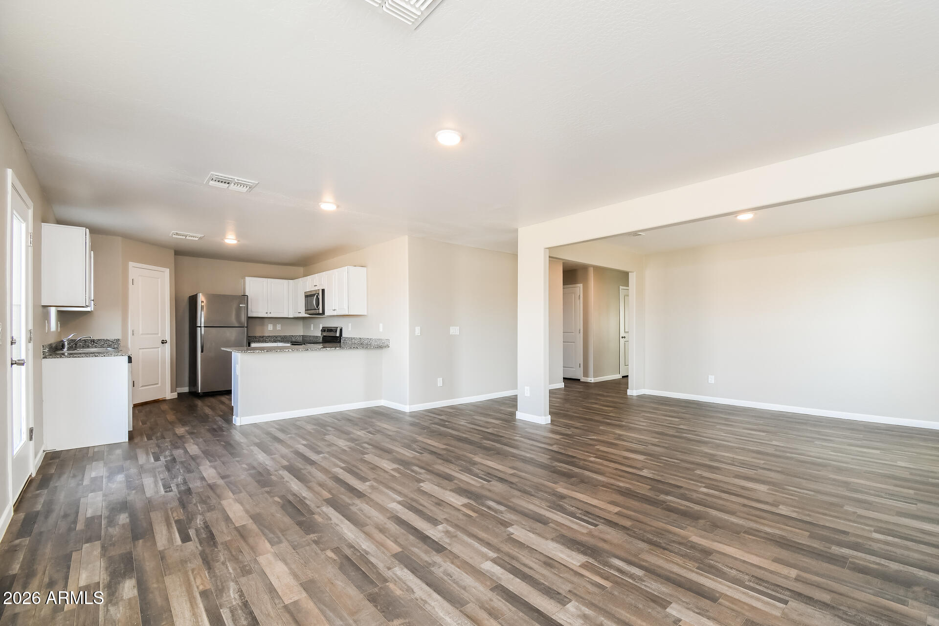 8764 W REVENTON Drive