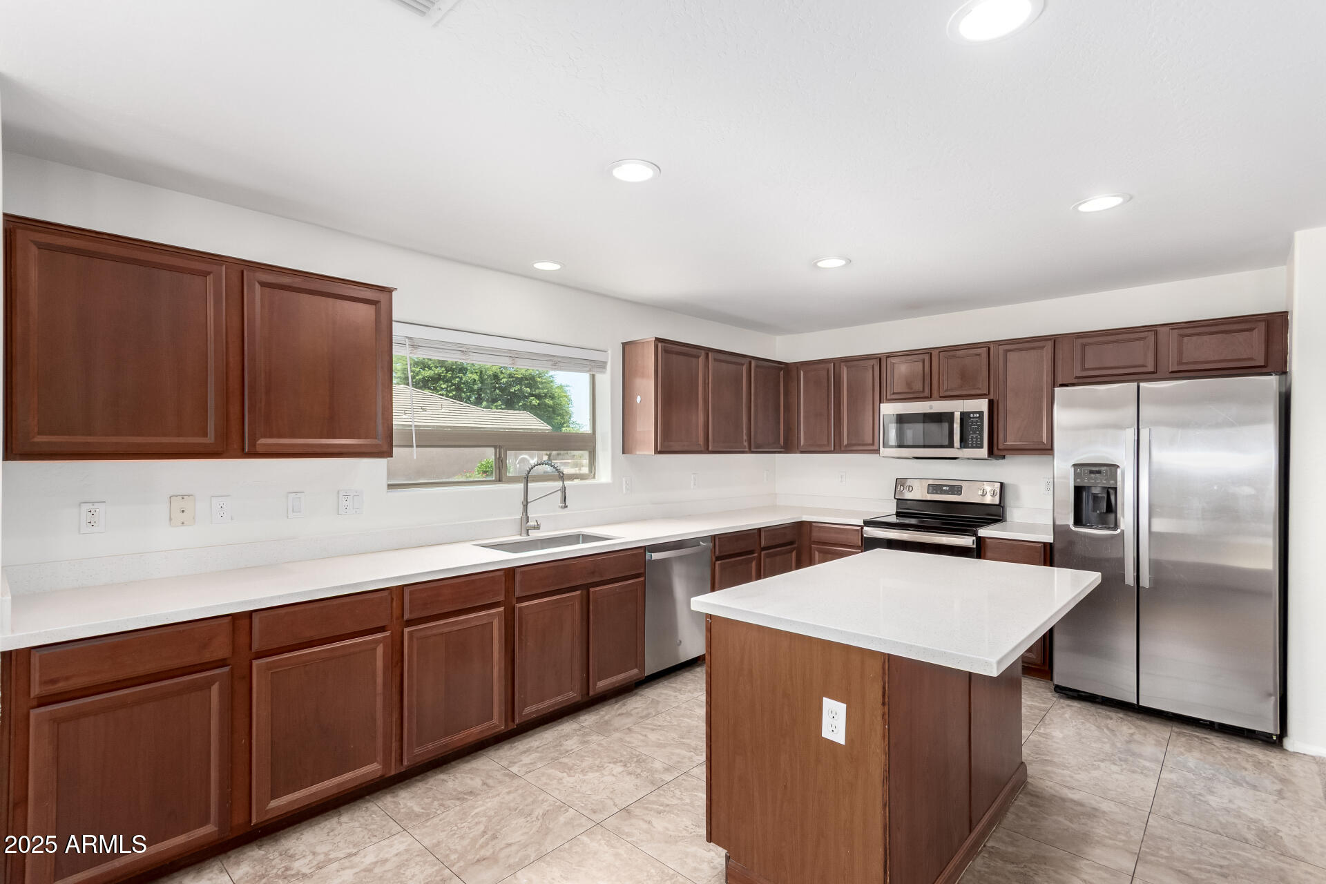 37911 N LUKE Lane