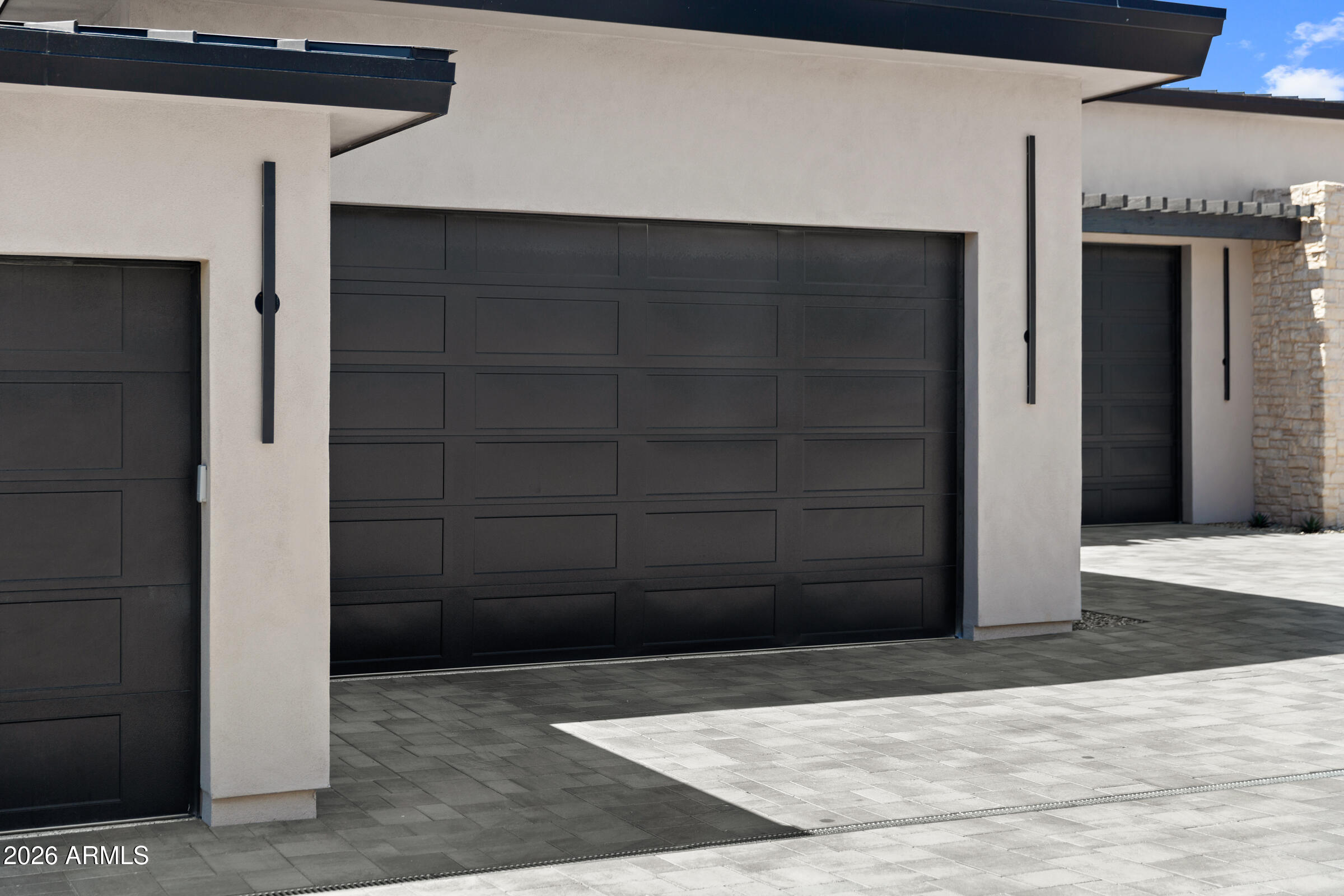 3450 N LADERA Circle