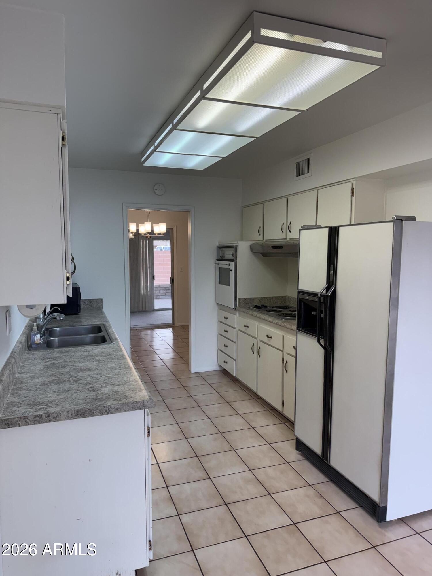 10332 W WININGER Circle