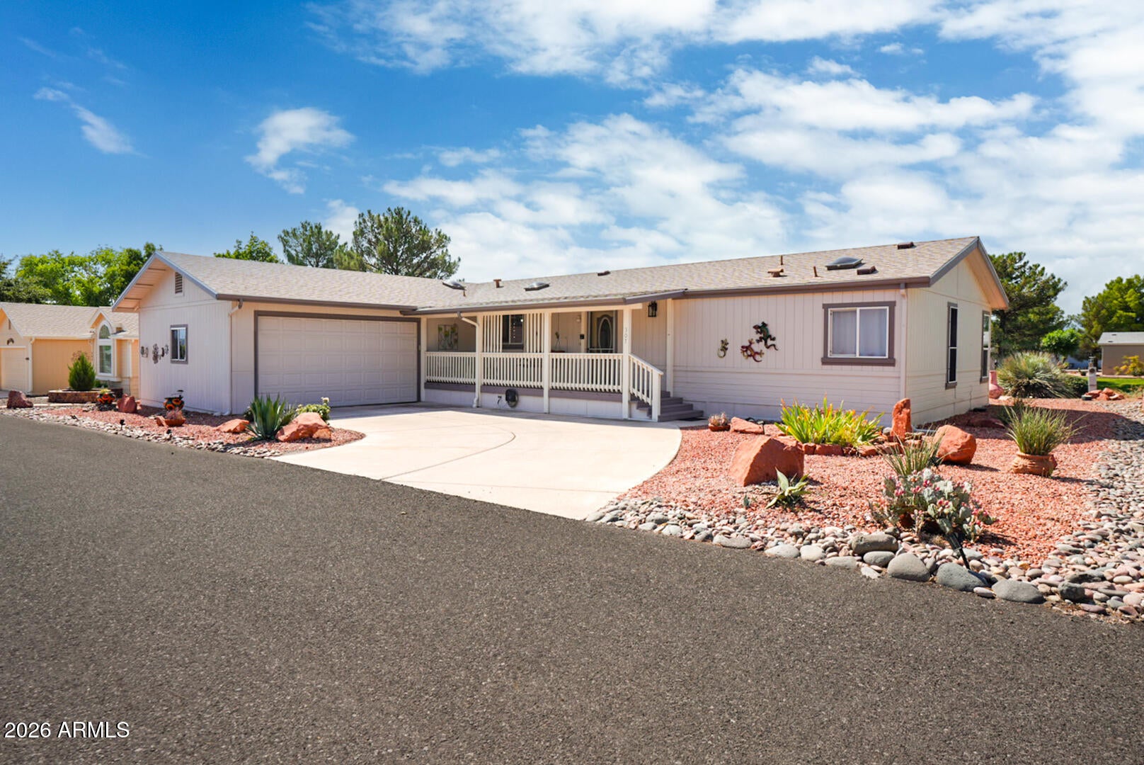 2050 W SR 89-A -- 307
