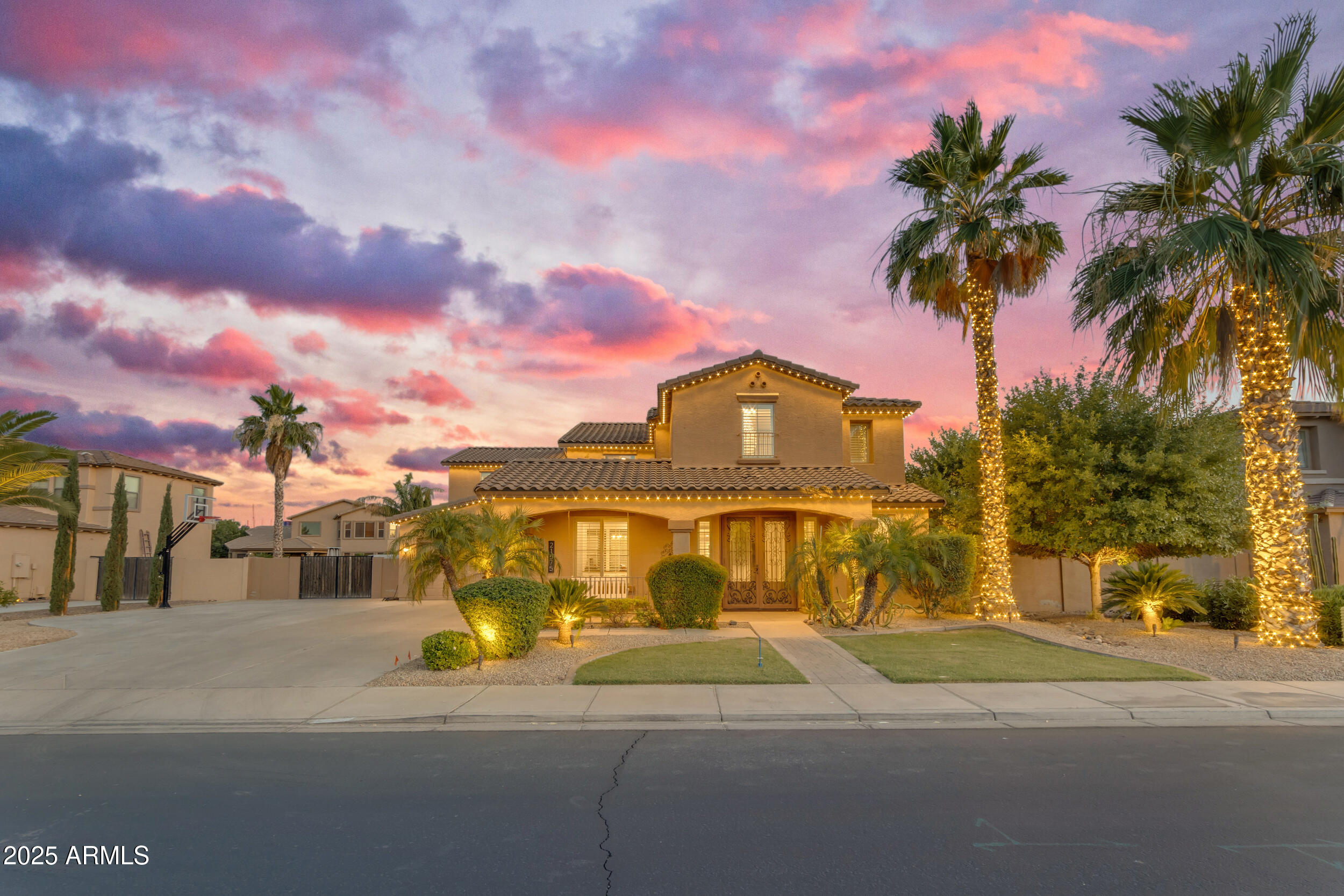 Homes 2 21575 E TWIN ACRES Court