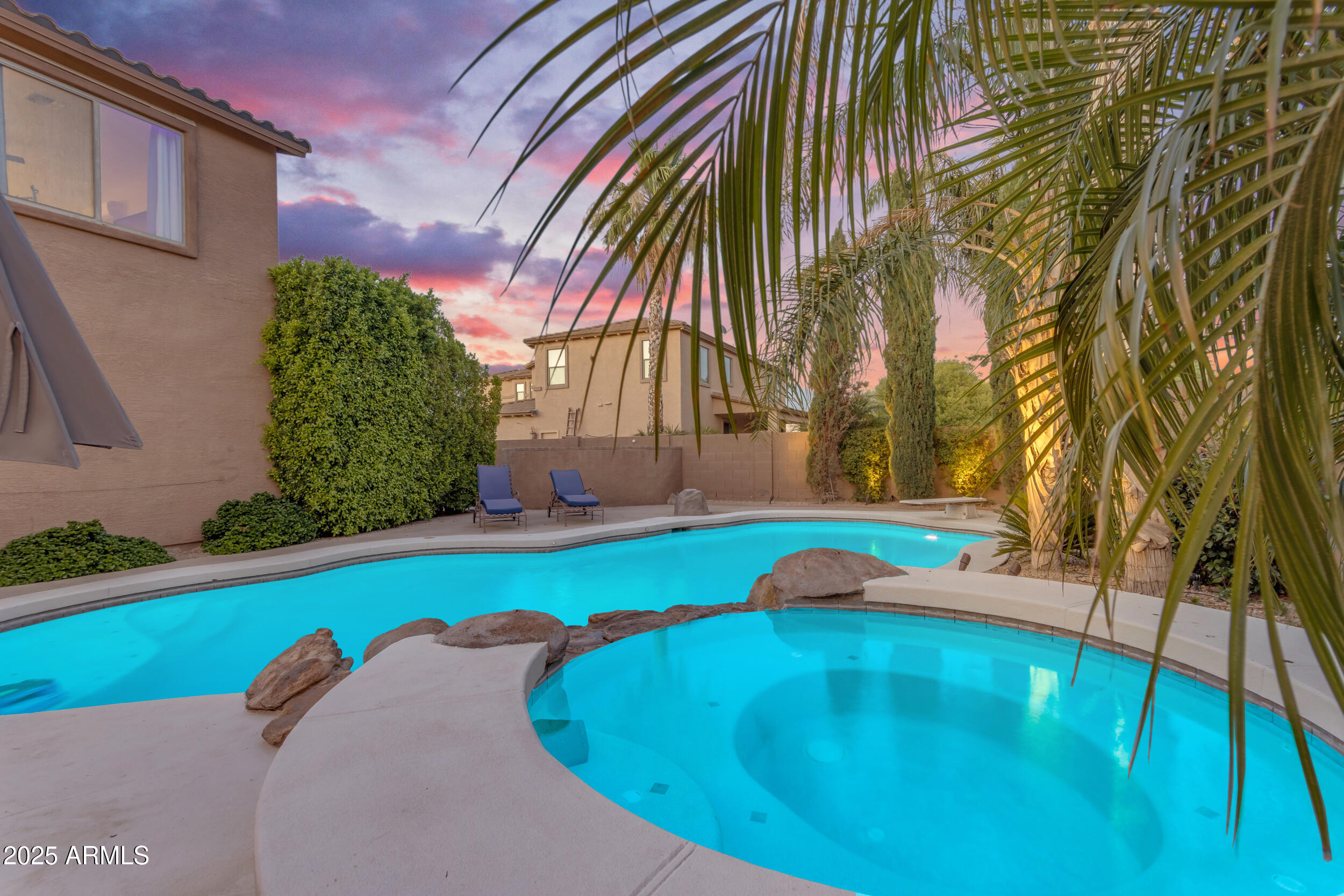 Homes 4 21575 E TWIN ACRES Court