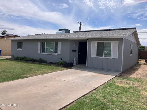 15 W LAWRENCE Boulevard Avondale AZ 85323