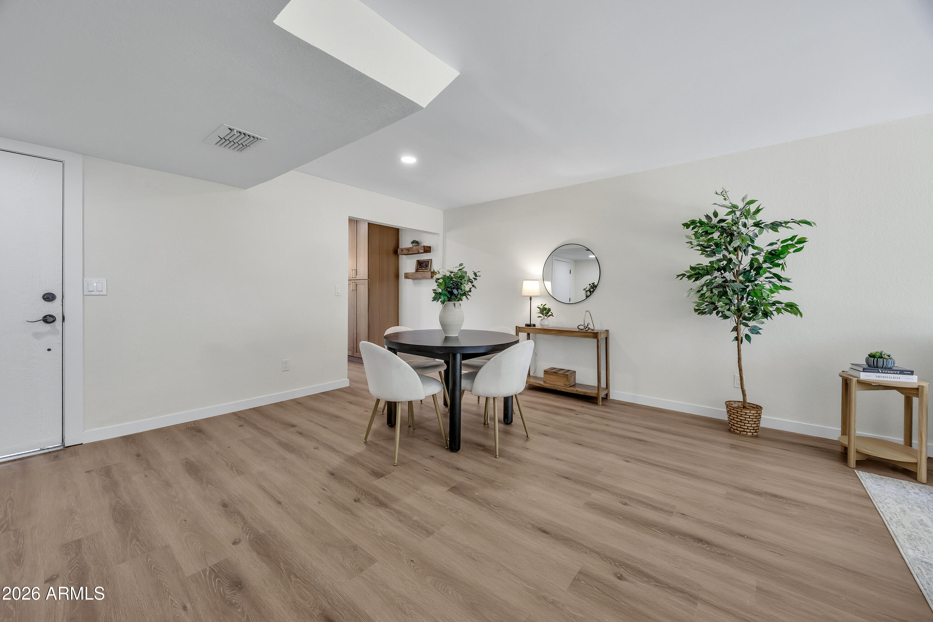 4009 E CHARTER OAK Road