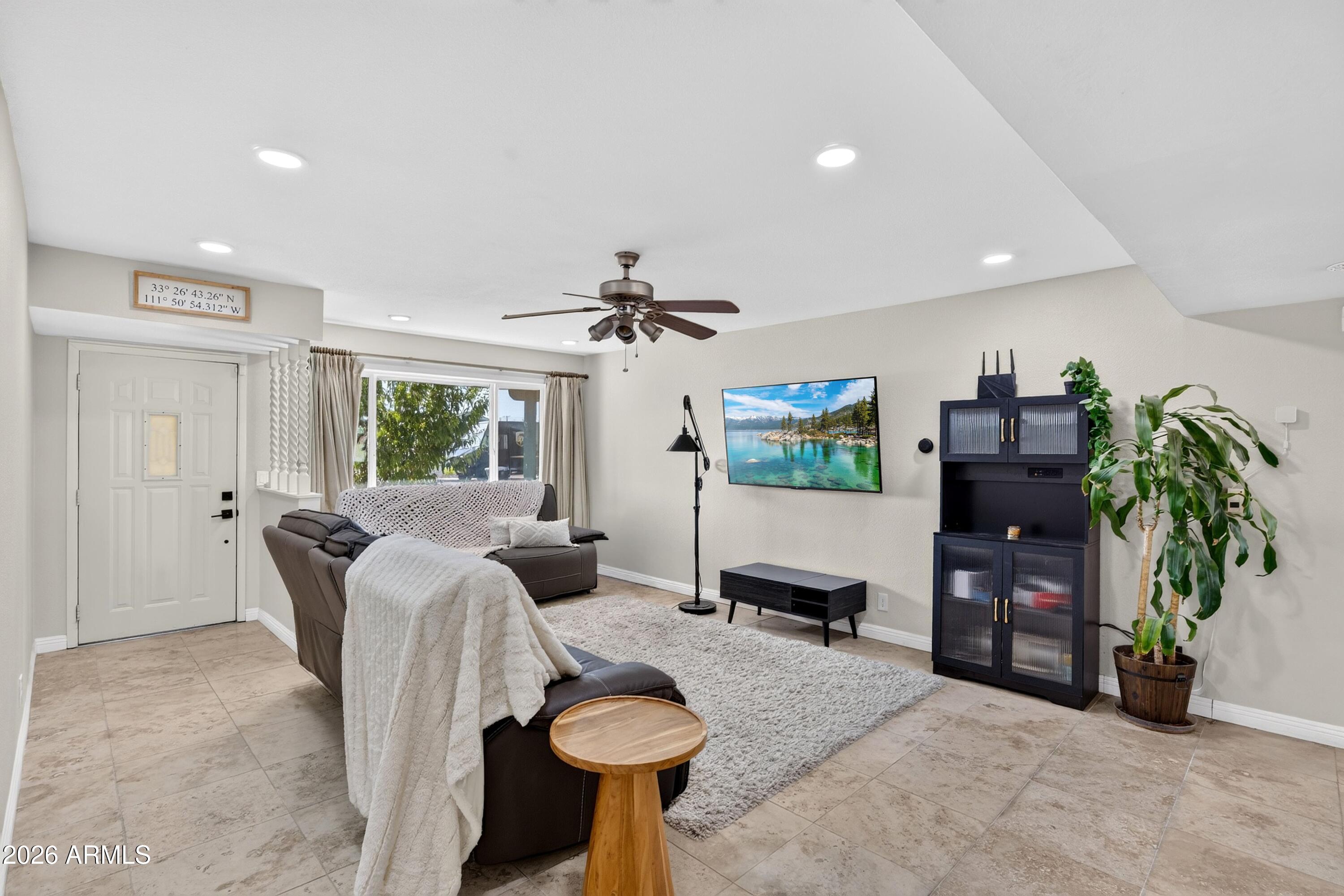 1657 N OLD COLONY --