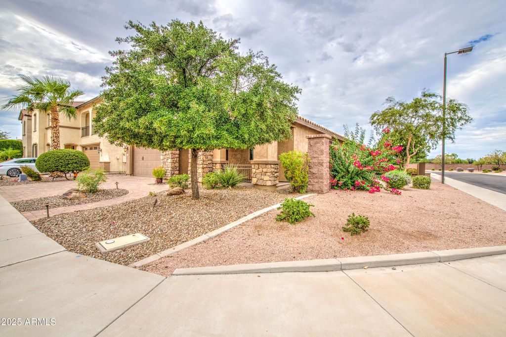 Photo of 164 E Prescott Drive, Chandler, AZ 85249 (MLS # 6930973)