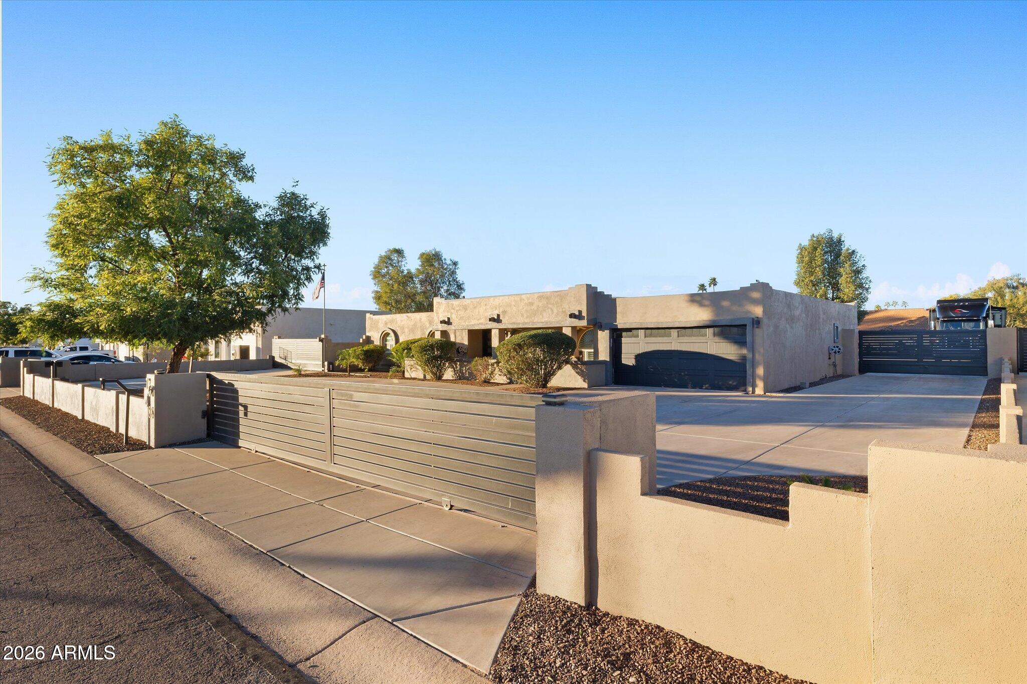 7648 E EMELITA Avenue