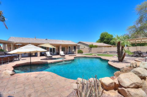 2041 E PALM BEACH Drive Chandler AZ 85249