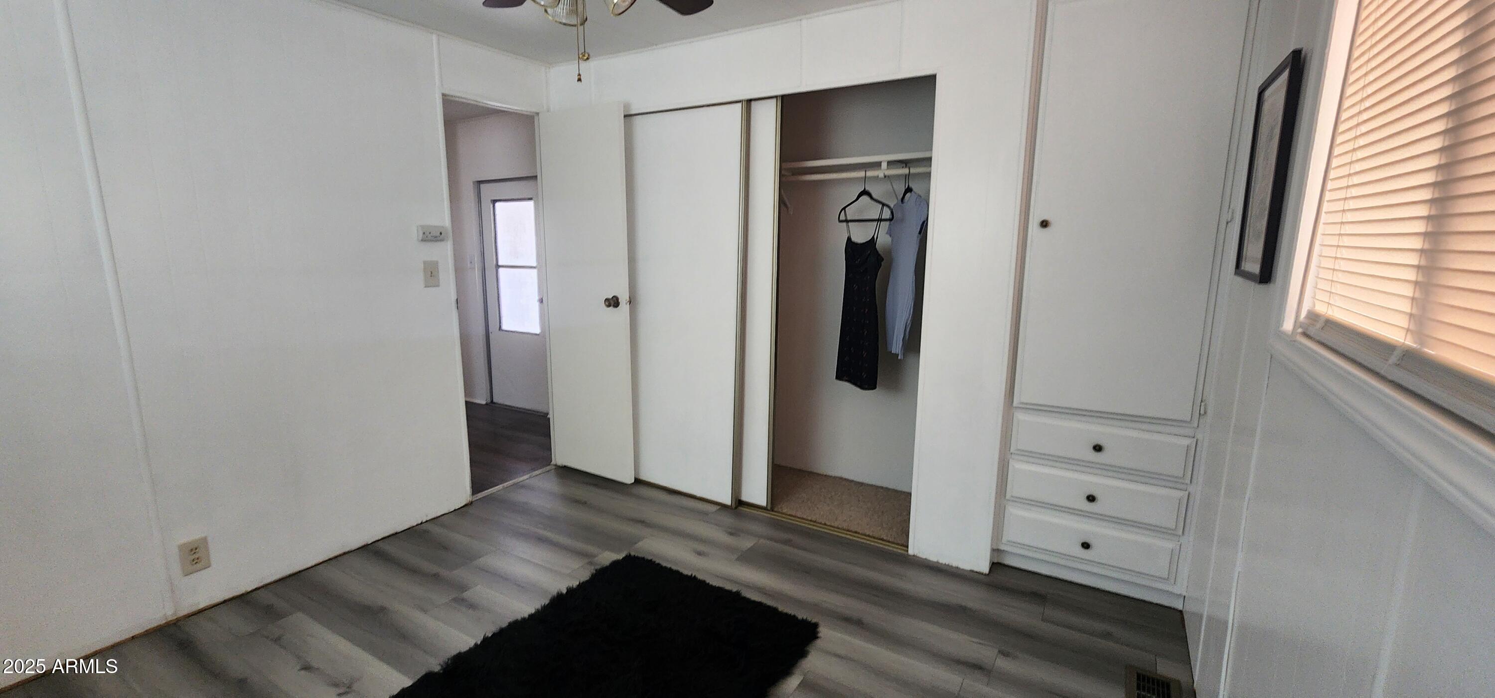 Twin Knolls Mobile home villa - 55+ Age Restriction - Residential