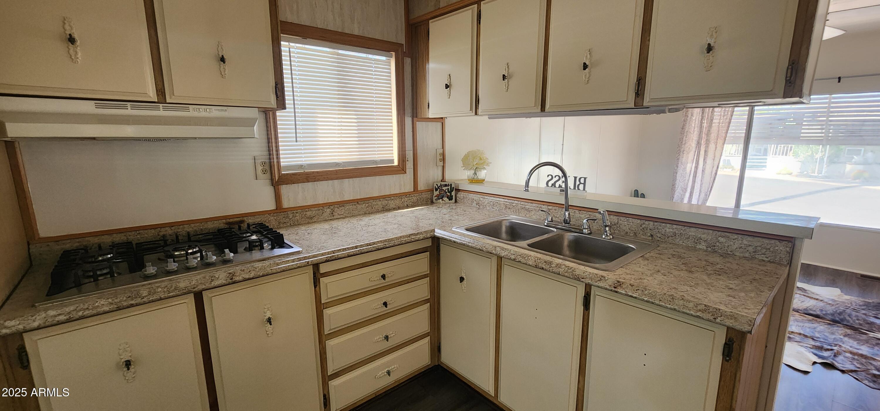 Twin Knolls Mobile home villa - 55+ Age Restriction - Residential