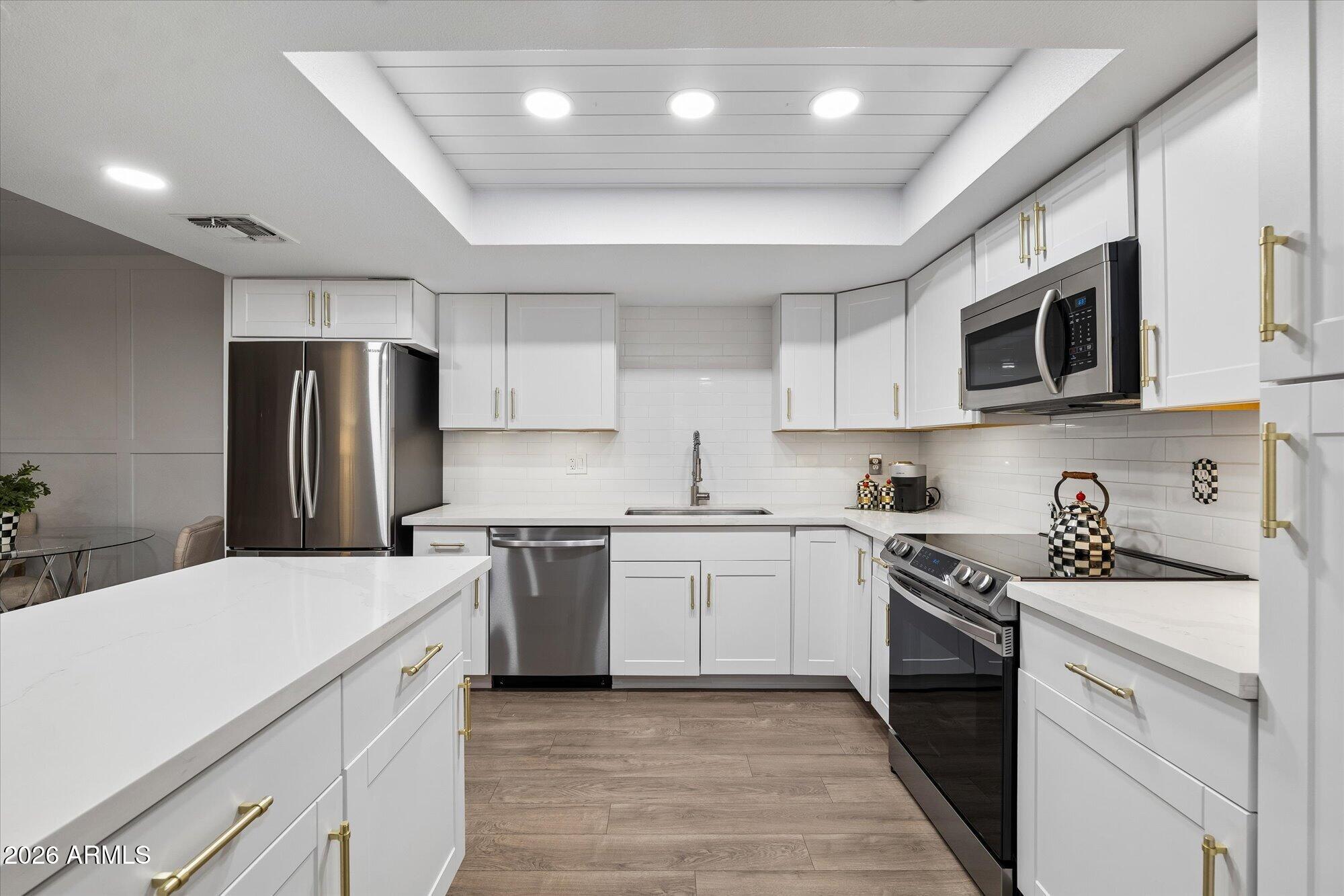 7950 E CAMELBACK Road 202