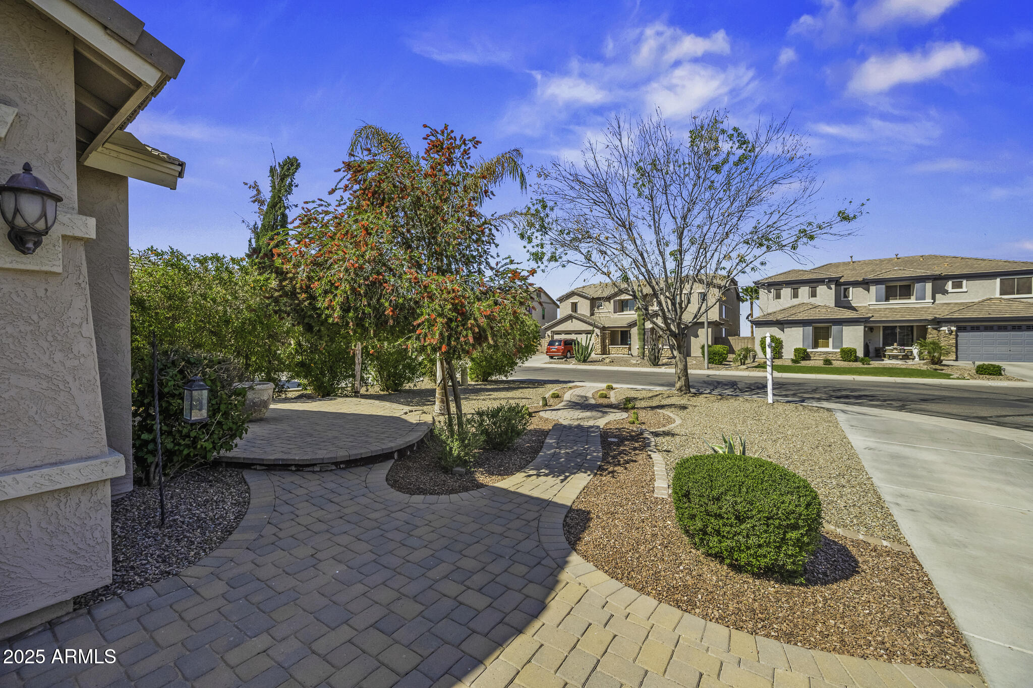 22737 N SUNSET Drive