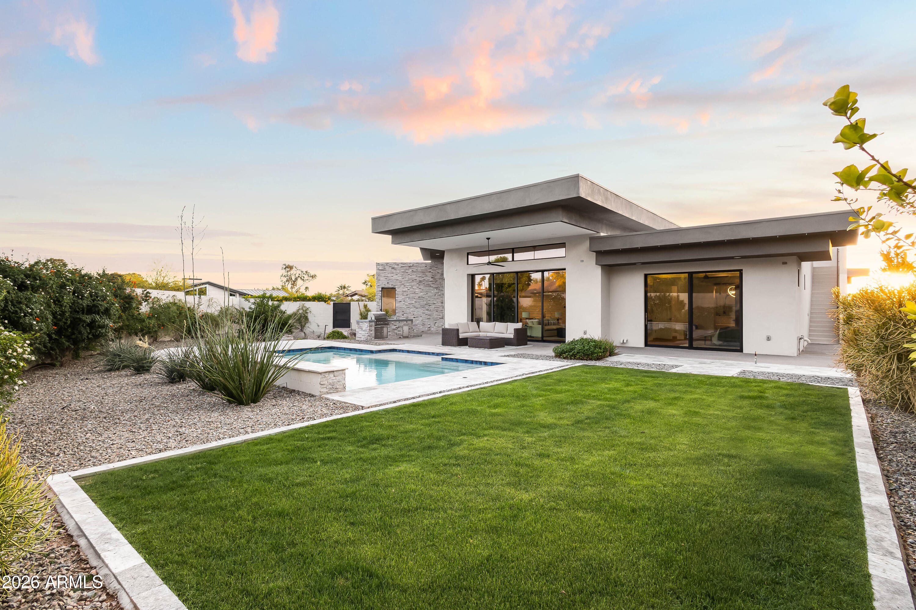 RANCHO MARIZONA - Residential
