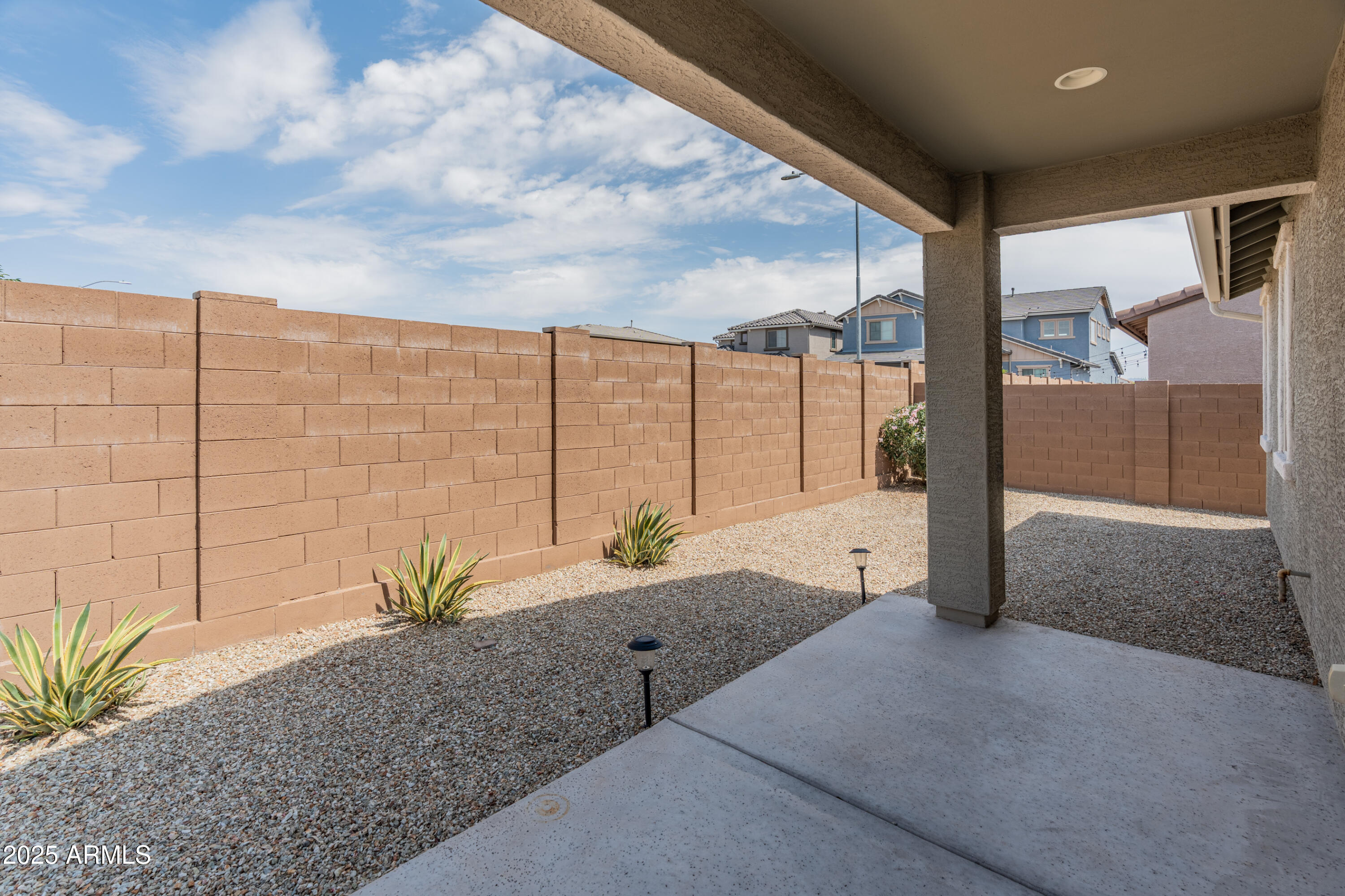 5957 N 89TH Drive