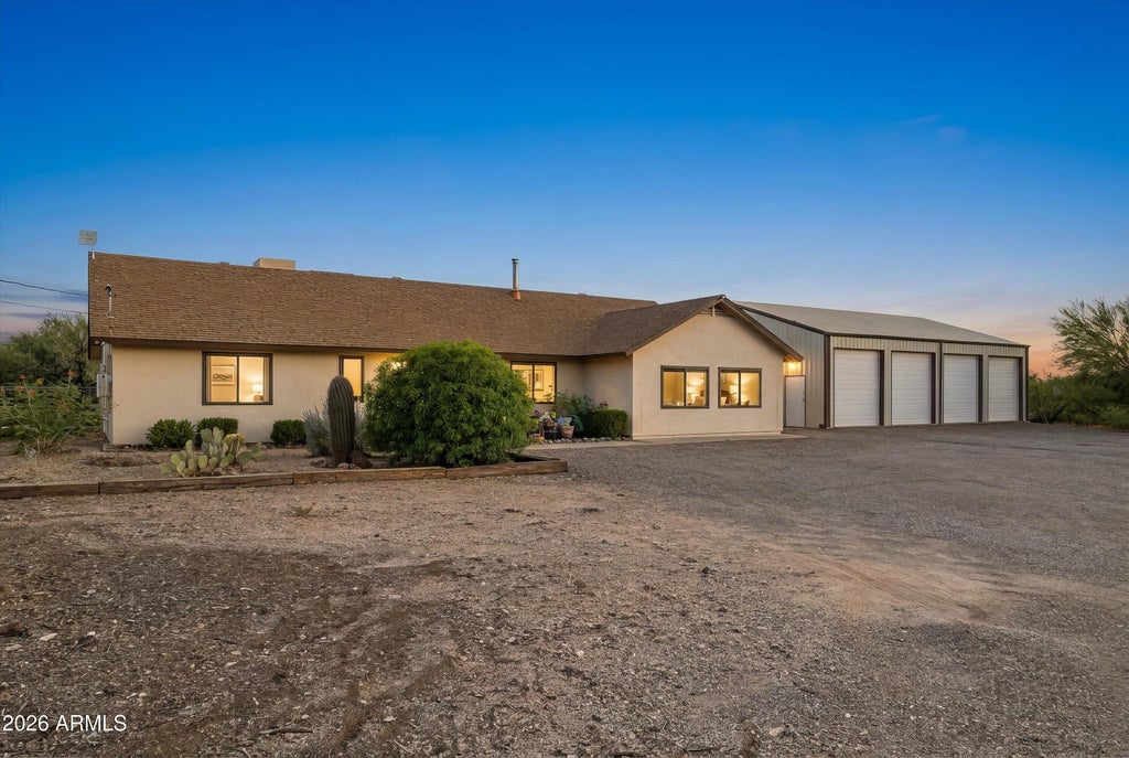 Photo of 2015 E Circle Mountain Road, New River, AZ 85087 (MLS # 7090627)
