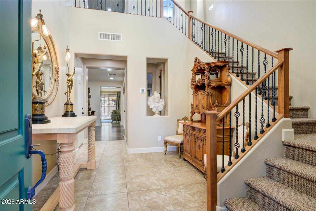 3341 E WINDSOR Drive