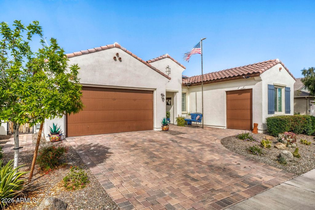 Photo of 20516 W College Drive, Buckeye, AZ 85396 (MLS # 6998959)
