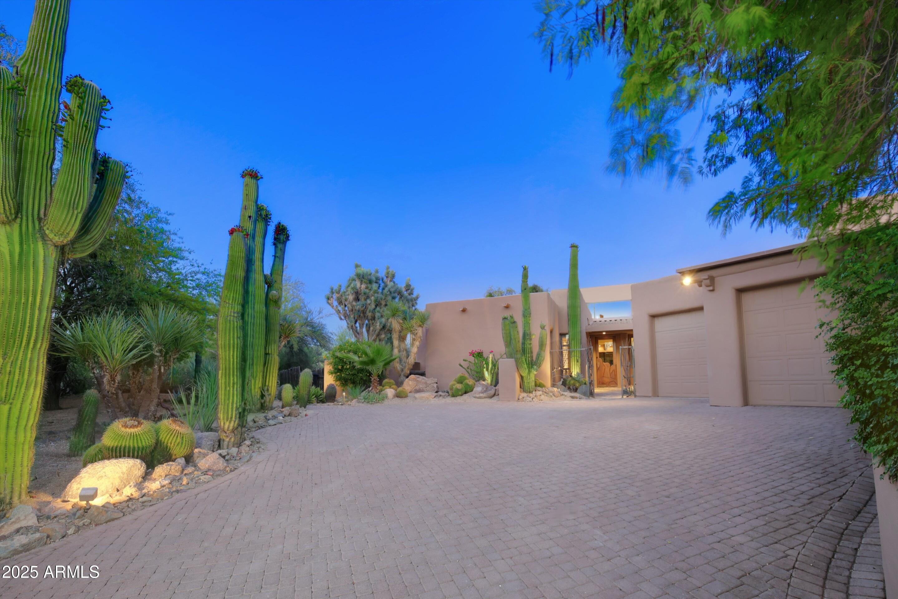 1637 N QUARTZ VALLEY Road