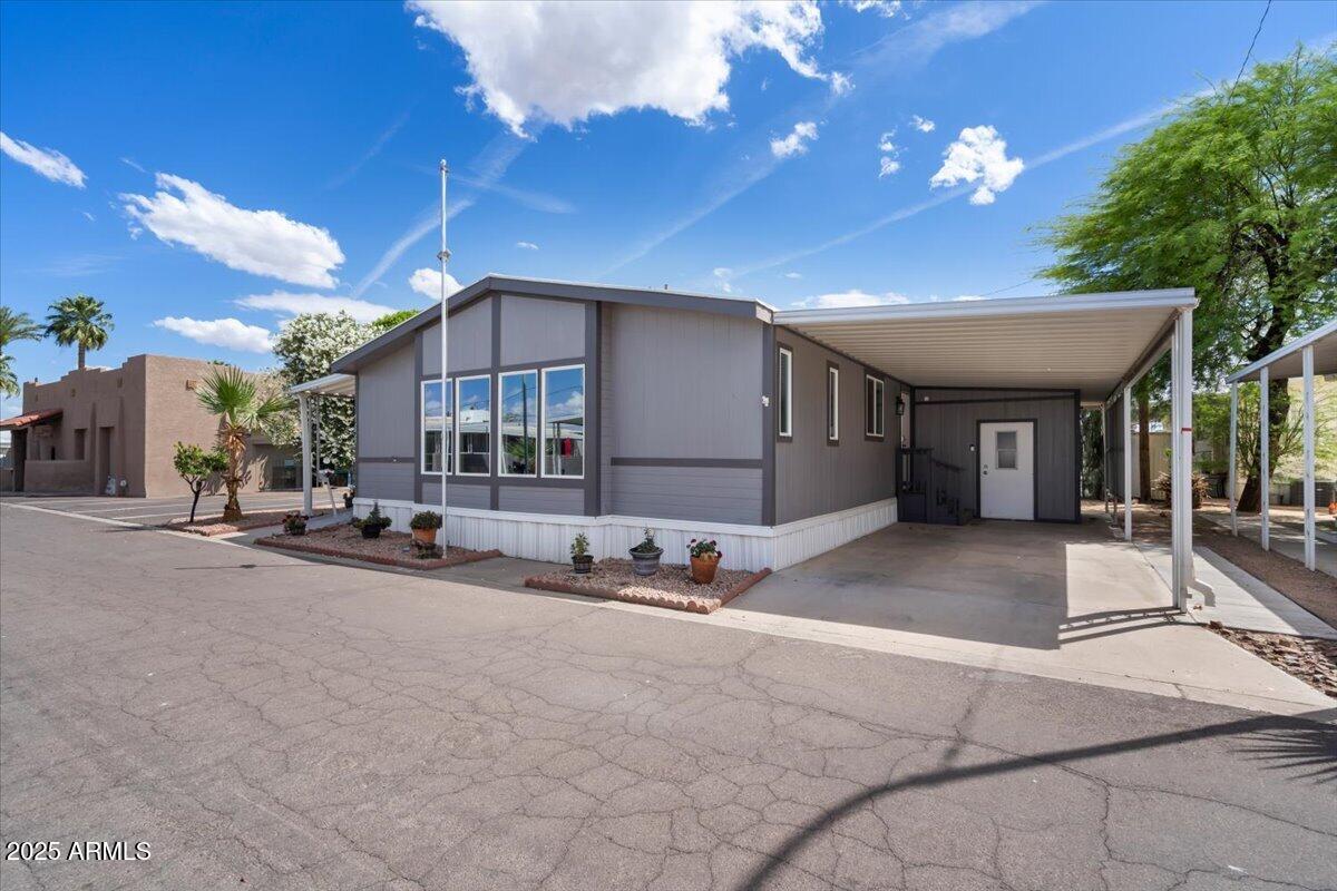 2121 N Center Street 166