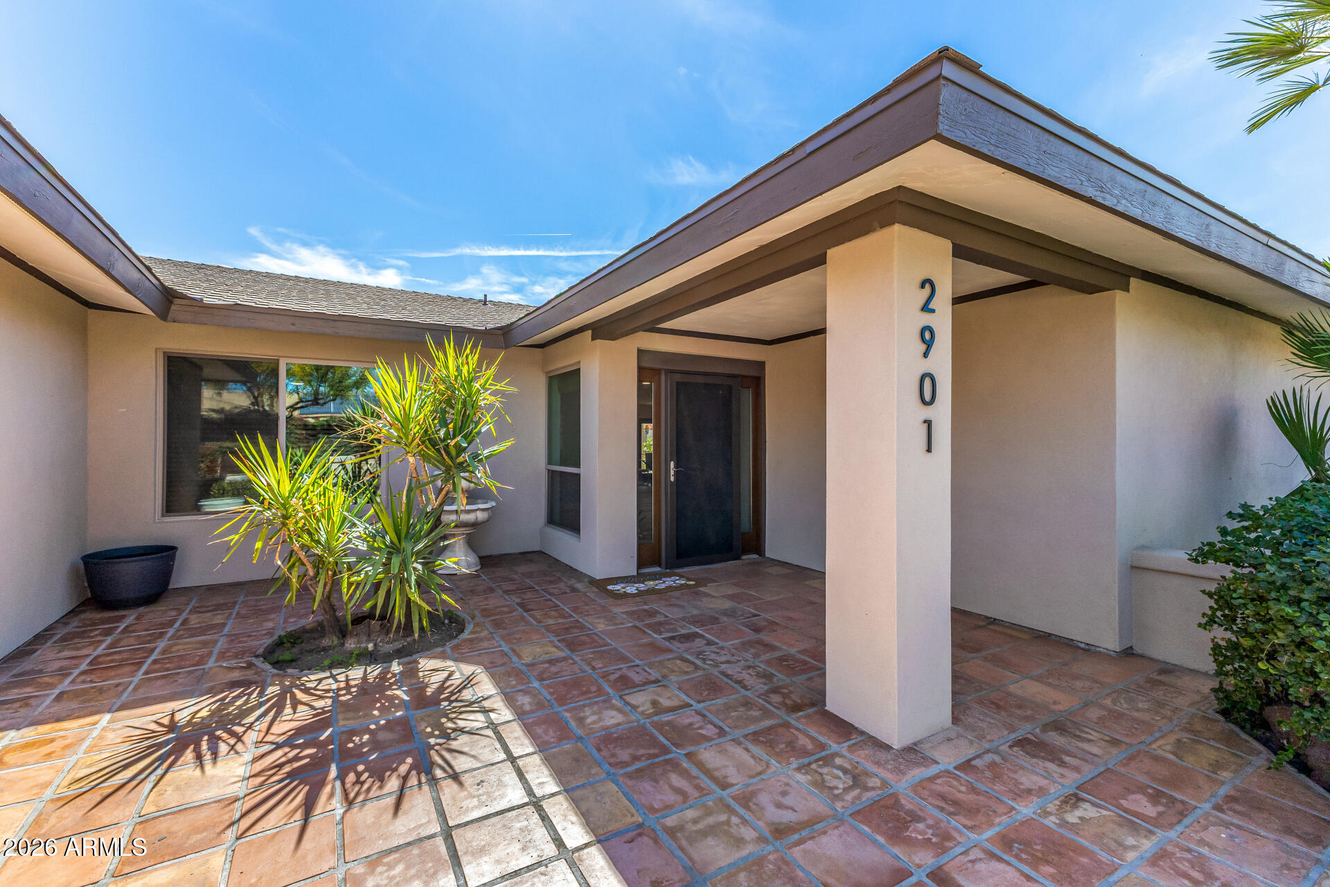 2901 E LAS ROCAS Drive