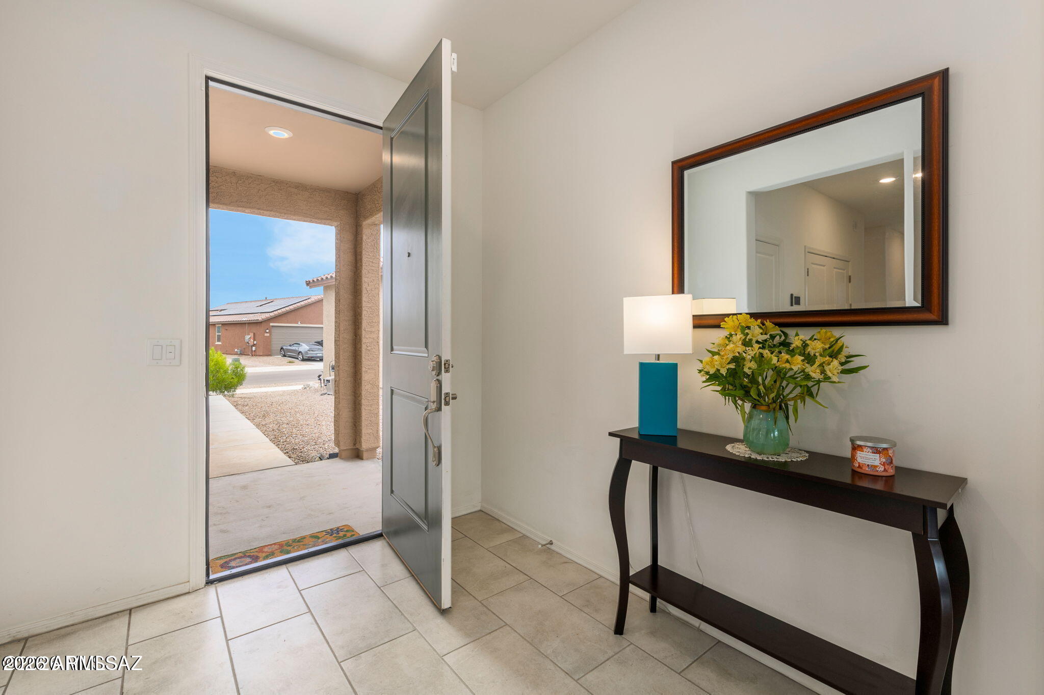 8686 N CALLE LA CANOA --