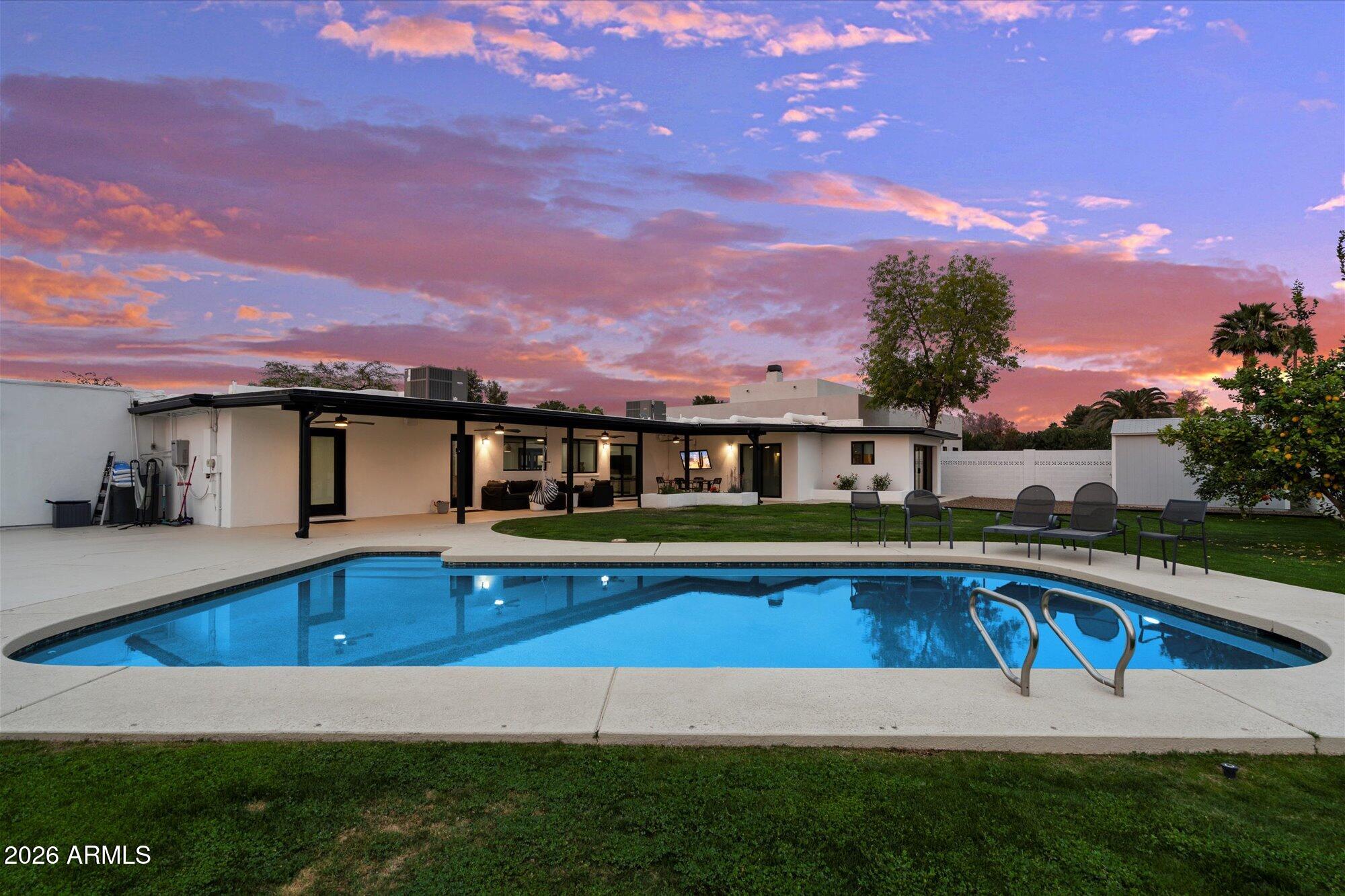 5429 E BLOOMFIELD Road