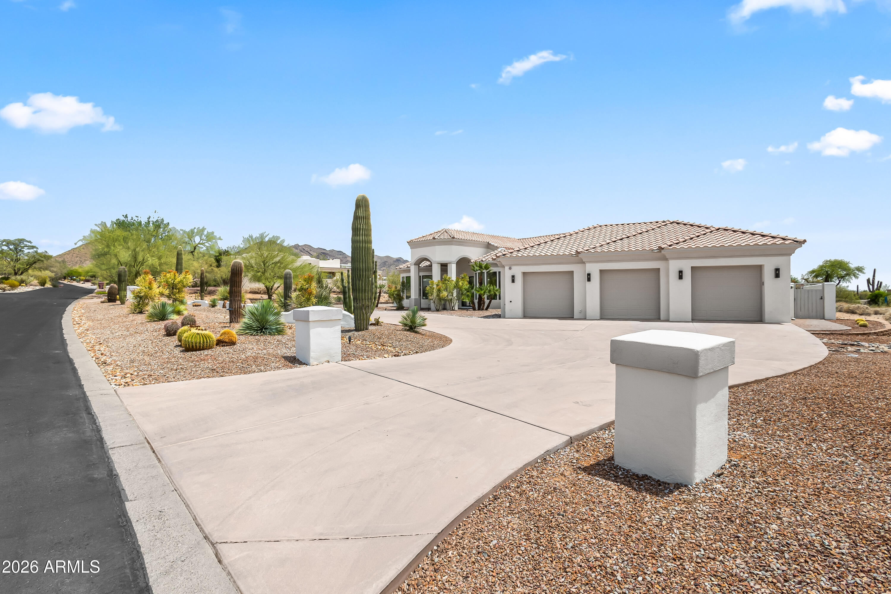 PINNACLE PEAK VISTAS 2 LOT 1-25 - Residential