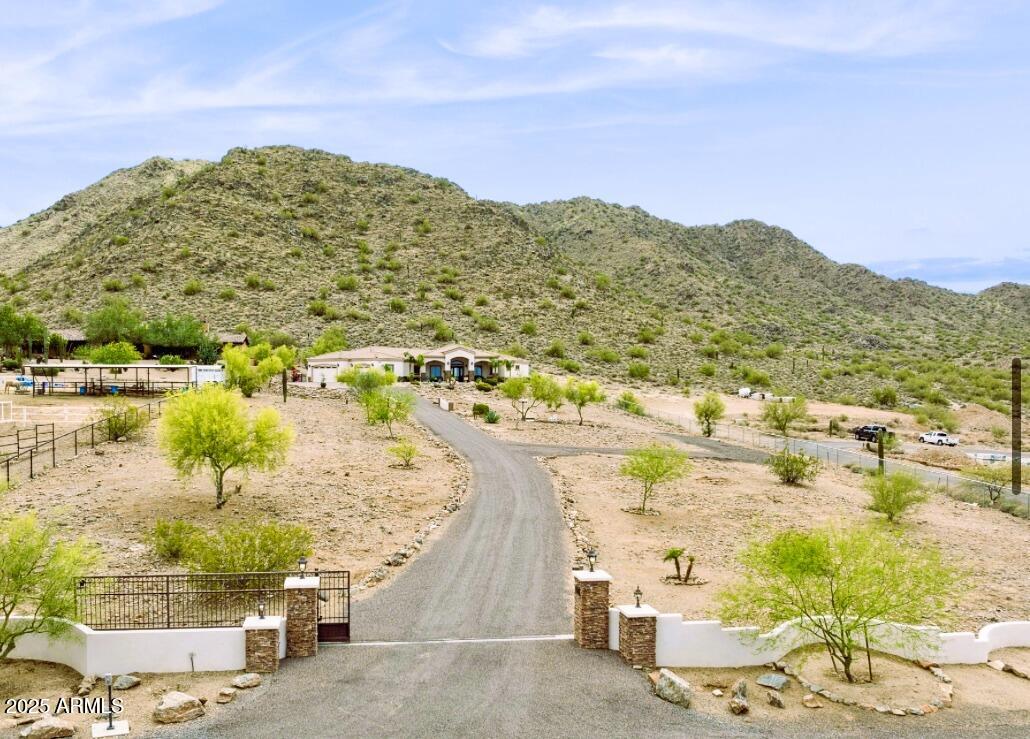 33984 N MIRAGE Court