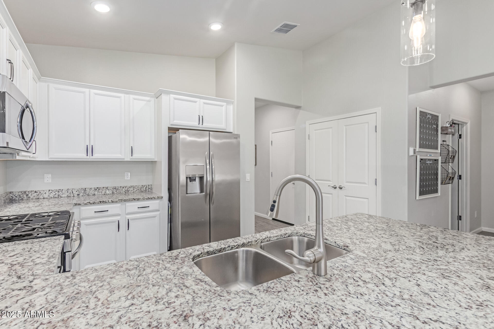 Phoenix, Arizona 85041, United States, 5 Bedrooms Bedrooms, ,3 BathroomsBathrooms,Residential,Active,159428