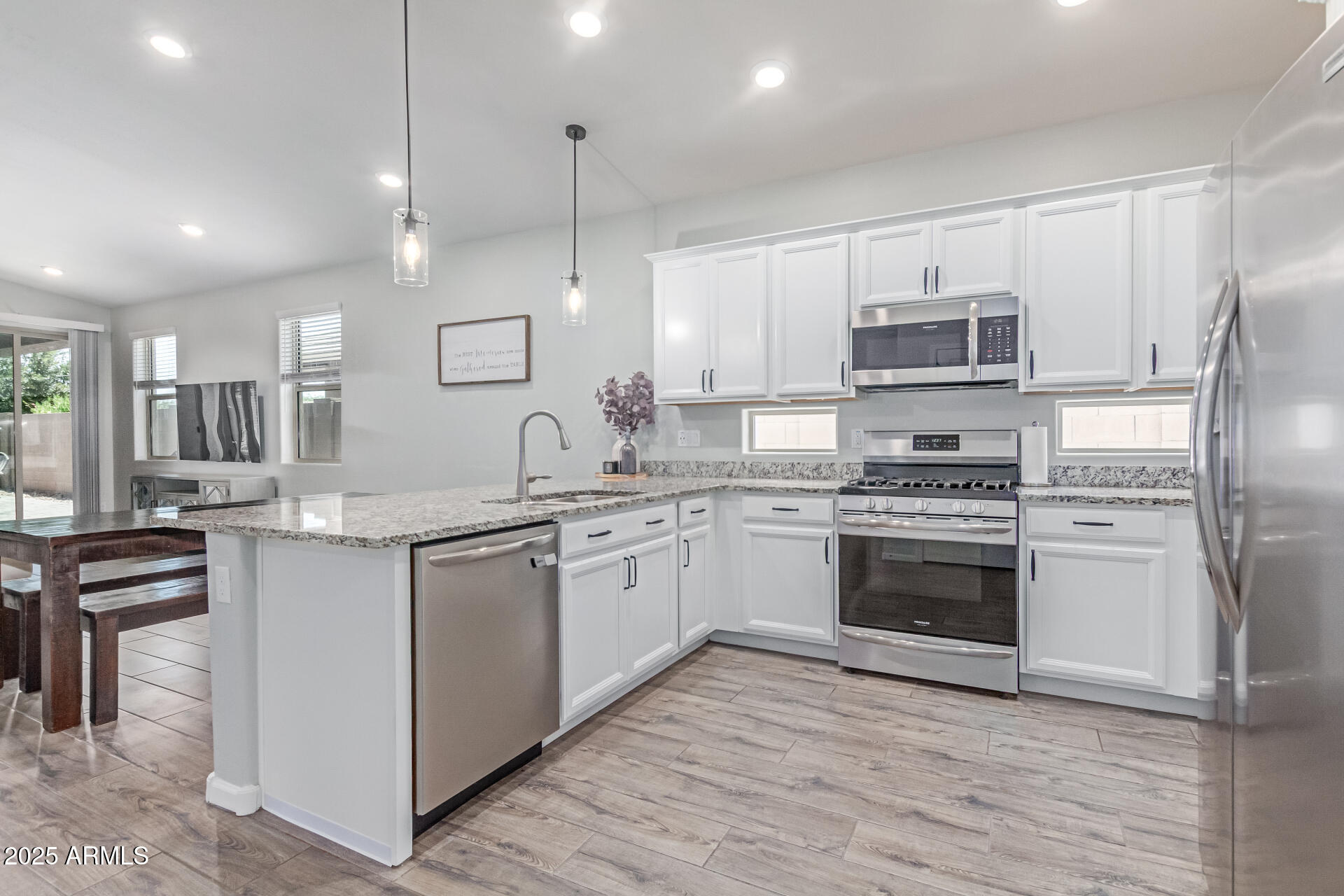 Phoenix, Arizona 85041, United States, 5 Bedrooms Bedrooms, ,3 BathroomsBathrooms,Residential,Active,159428