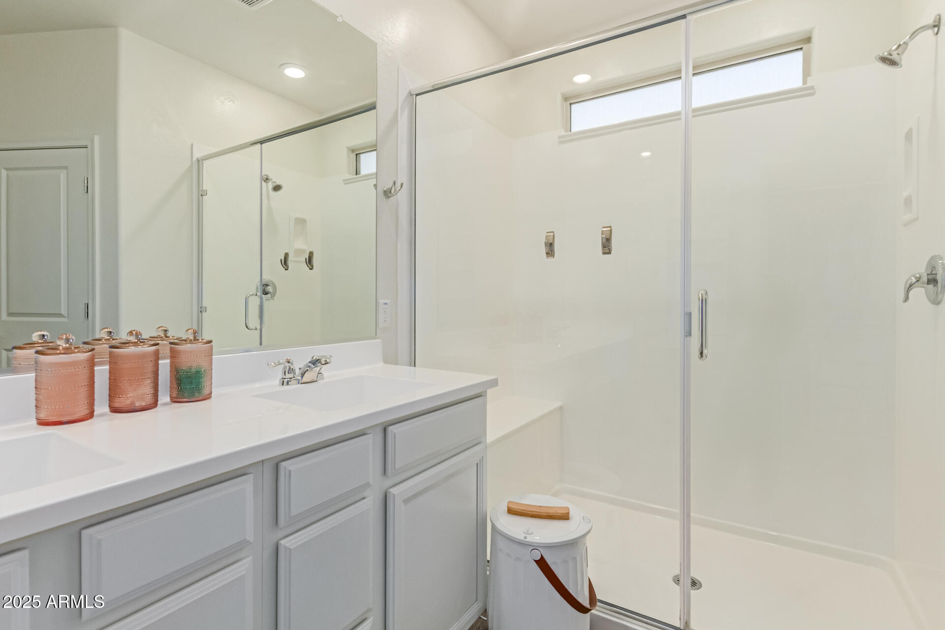 Phoenix, Arizona 85041, United States, 5 Bedrooms Bedrooms, ,3 BathroomsBathrooms,Residential,Active,159428