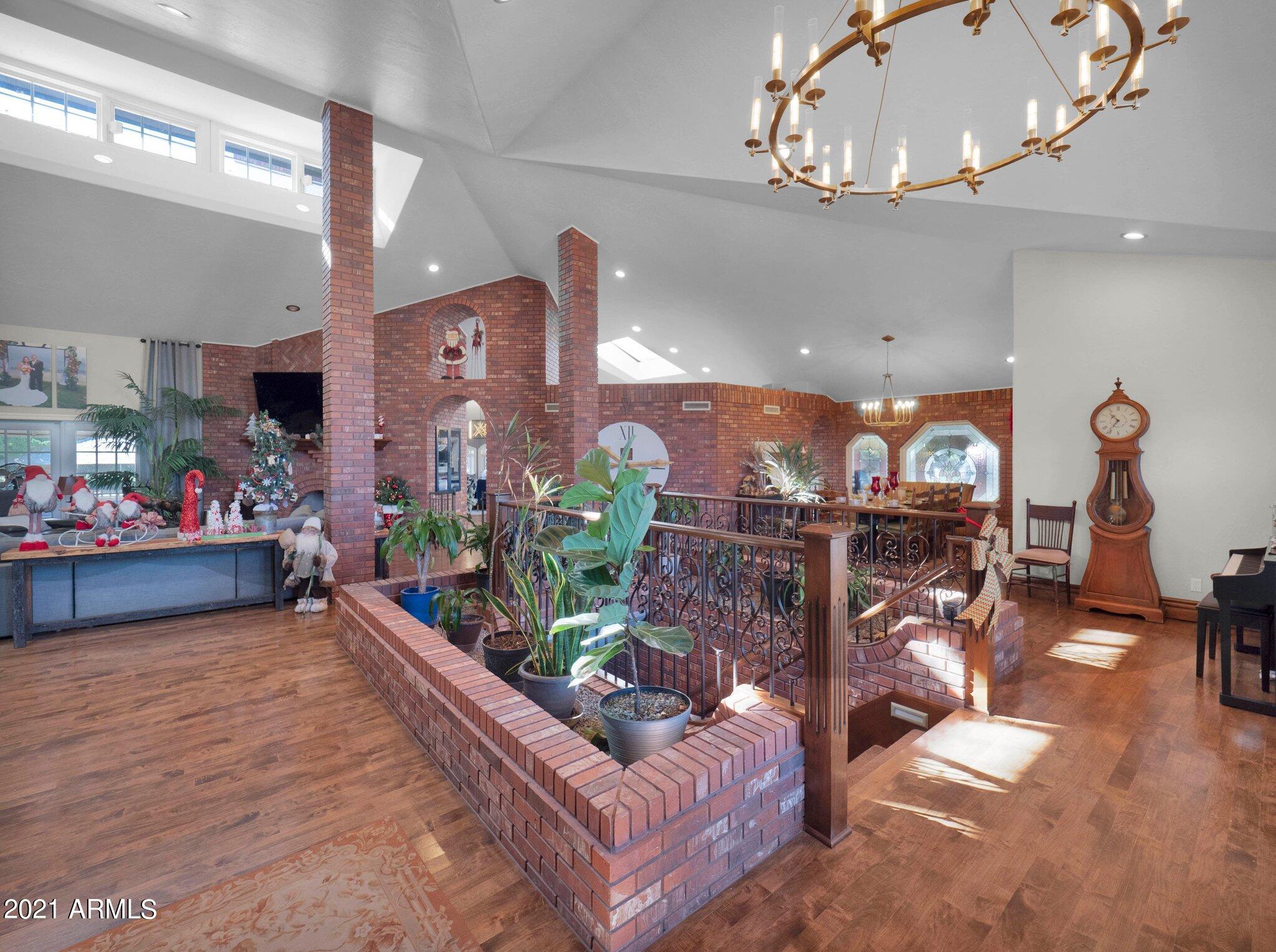 CHATHAM GROVES - Residential