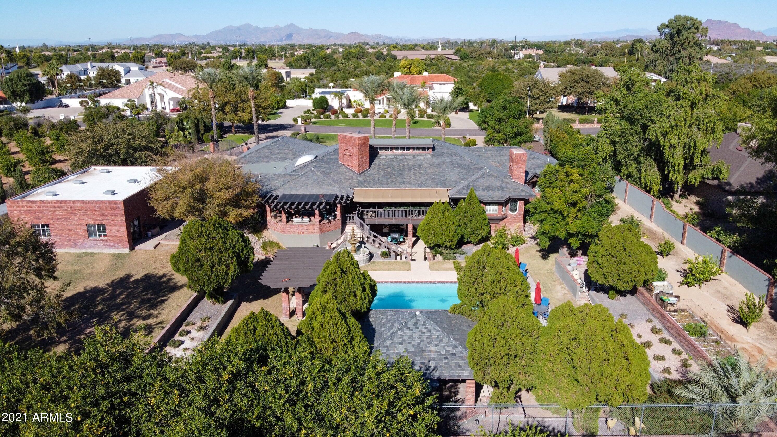 CHATHAM GROVES - Residential