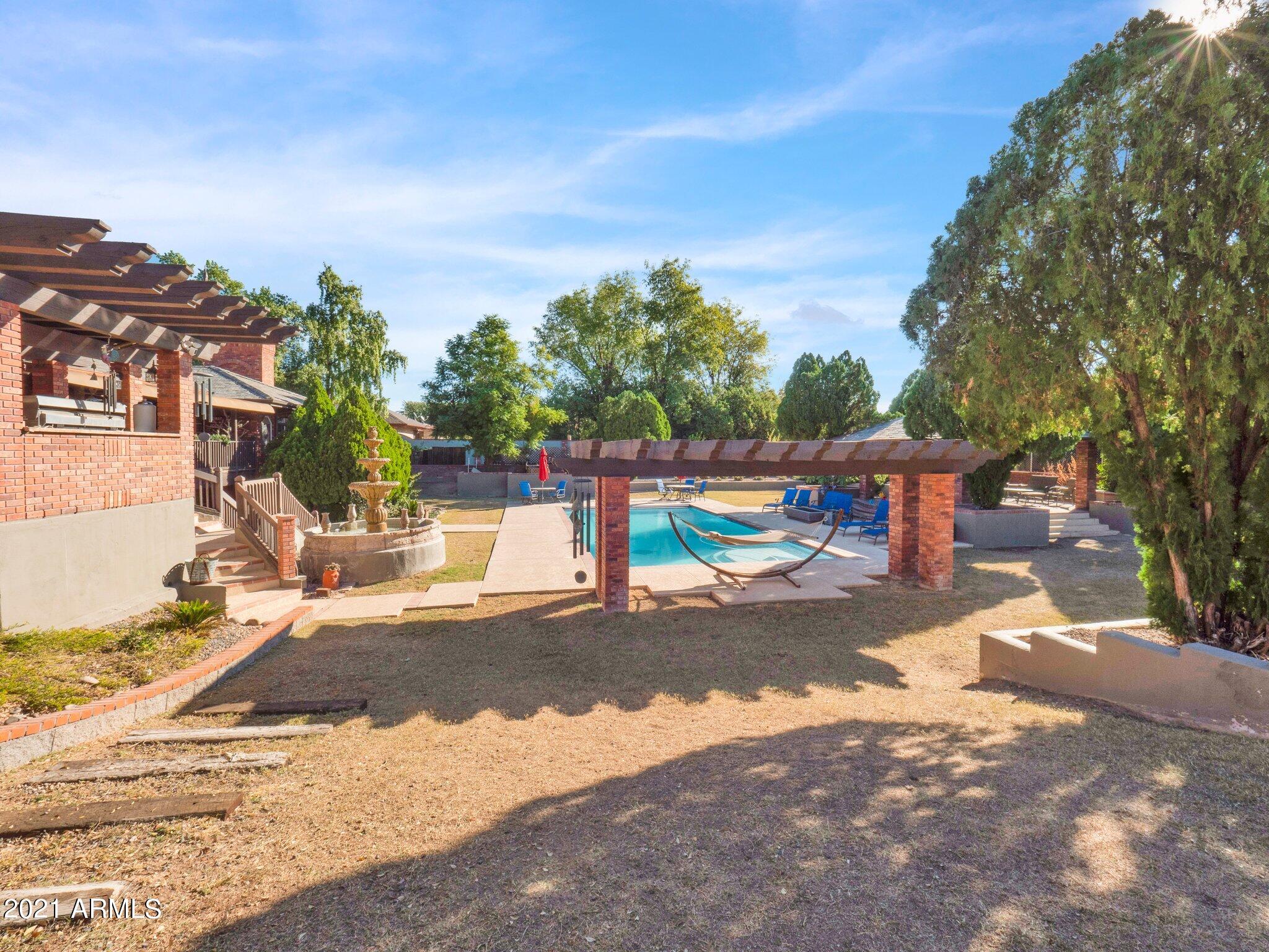 CHATHAM GROVES - Residential